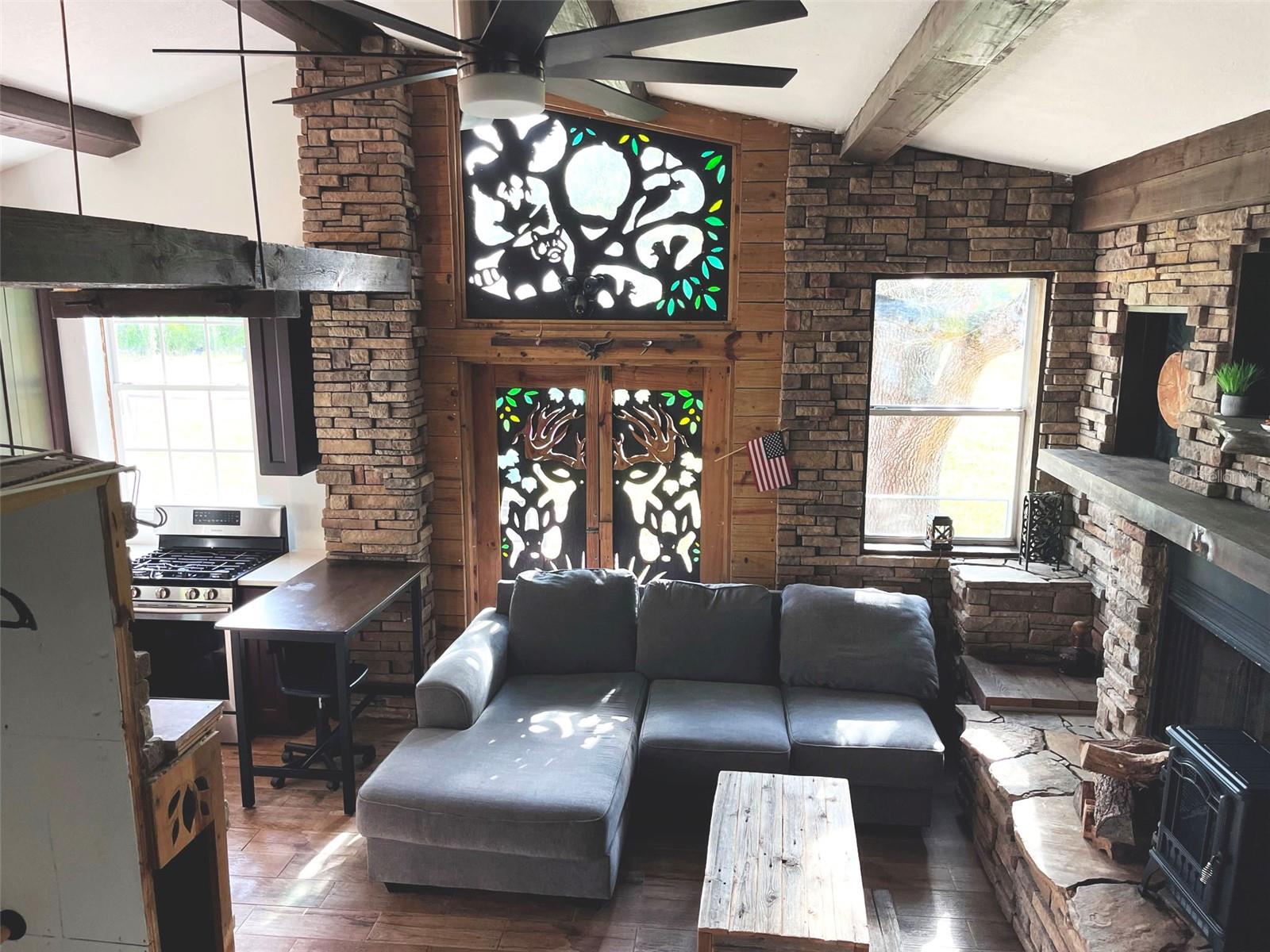 Image 25 of 29 For 456 Baron Road