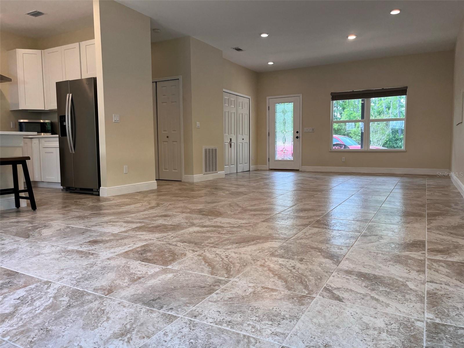 Image 4 of 29 For 456 Baron Road