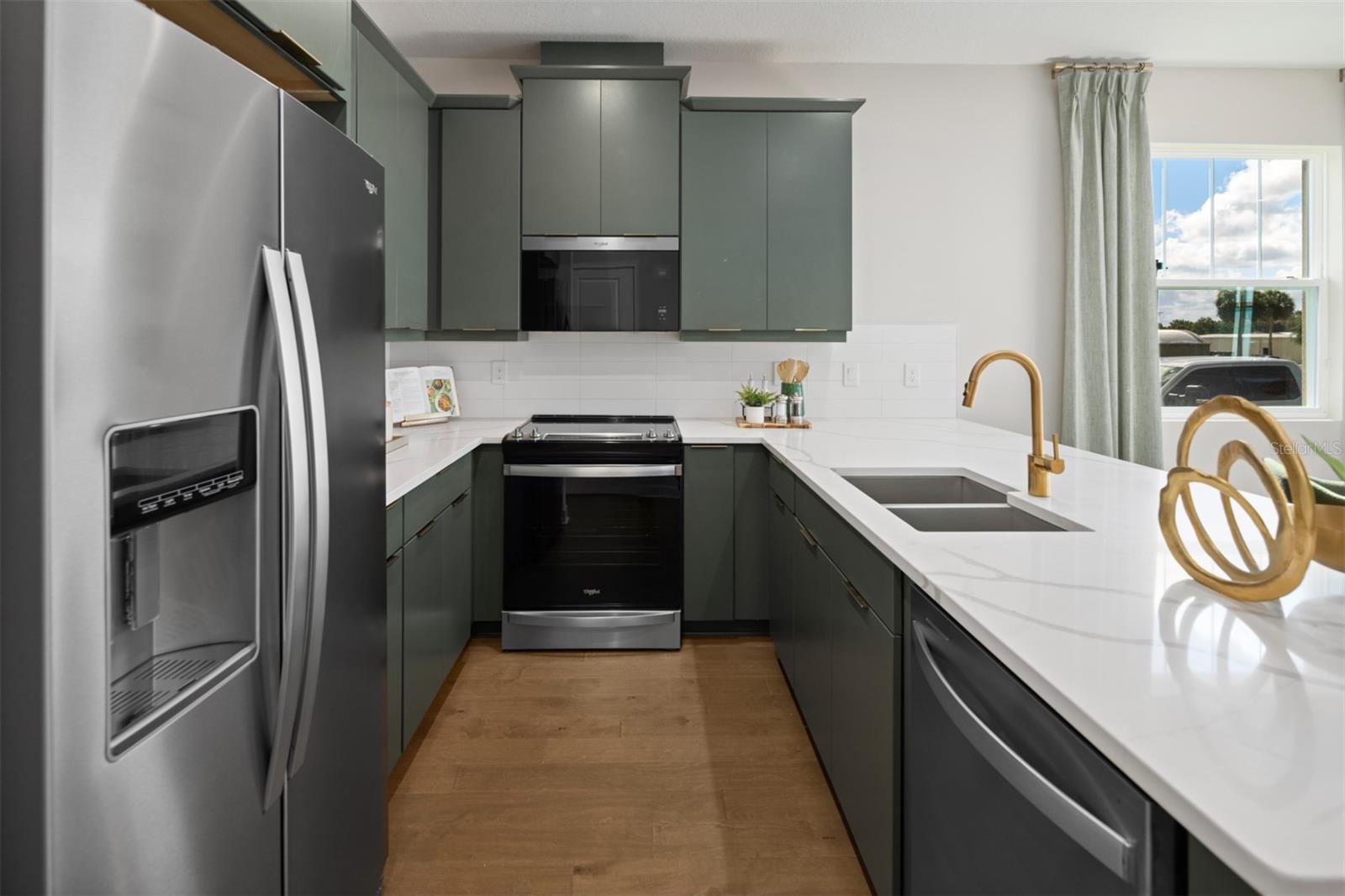 Image 10 of 18 For 2907 Camellia Flower Street