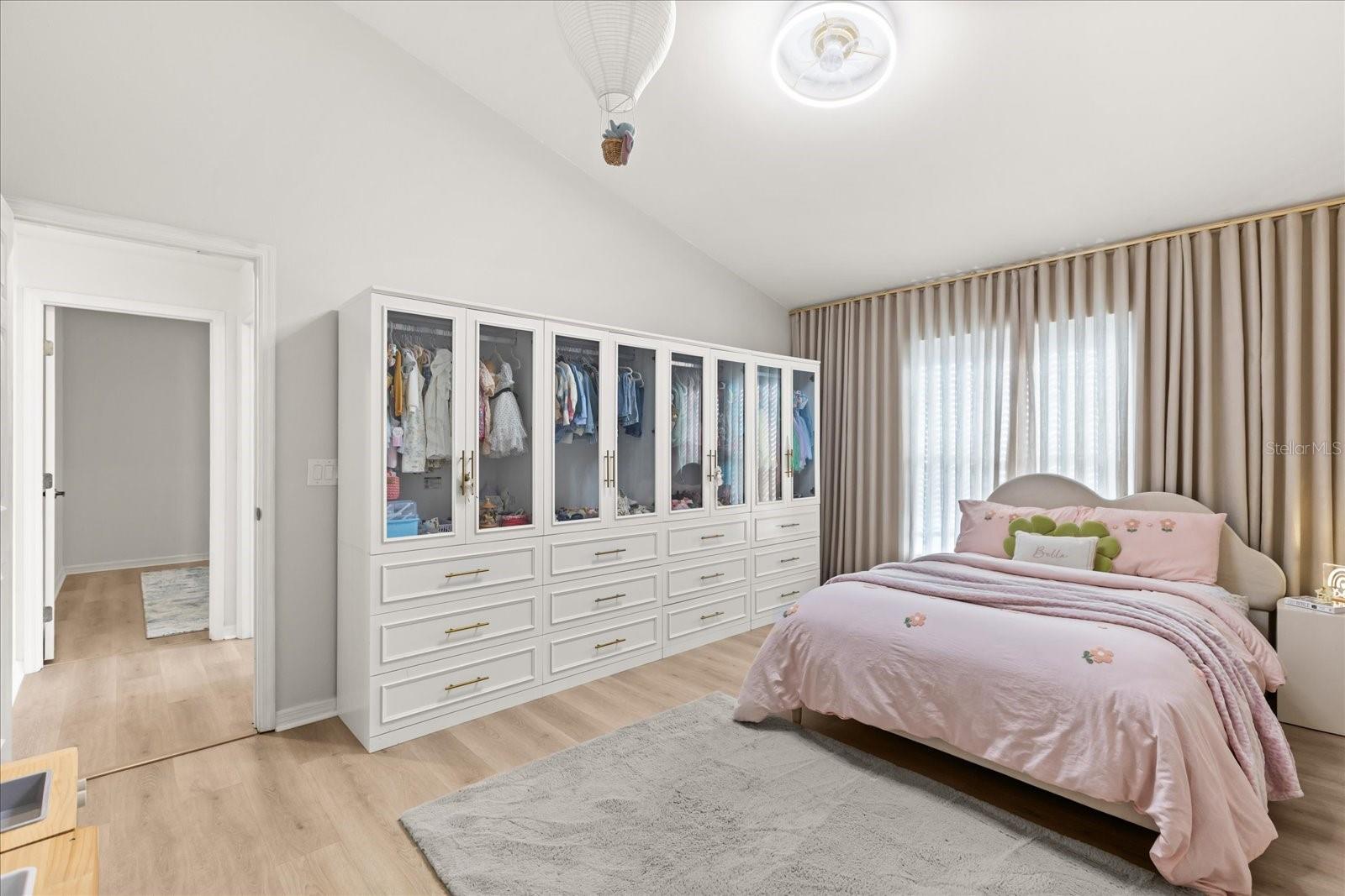 Image 27 of 53 For 627 Seascape Avenue