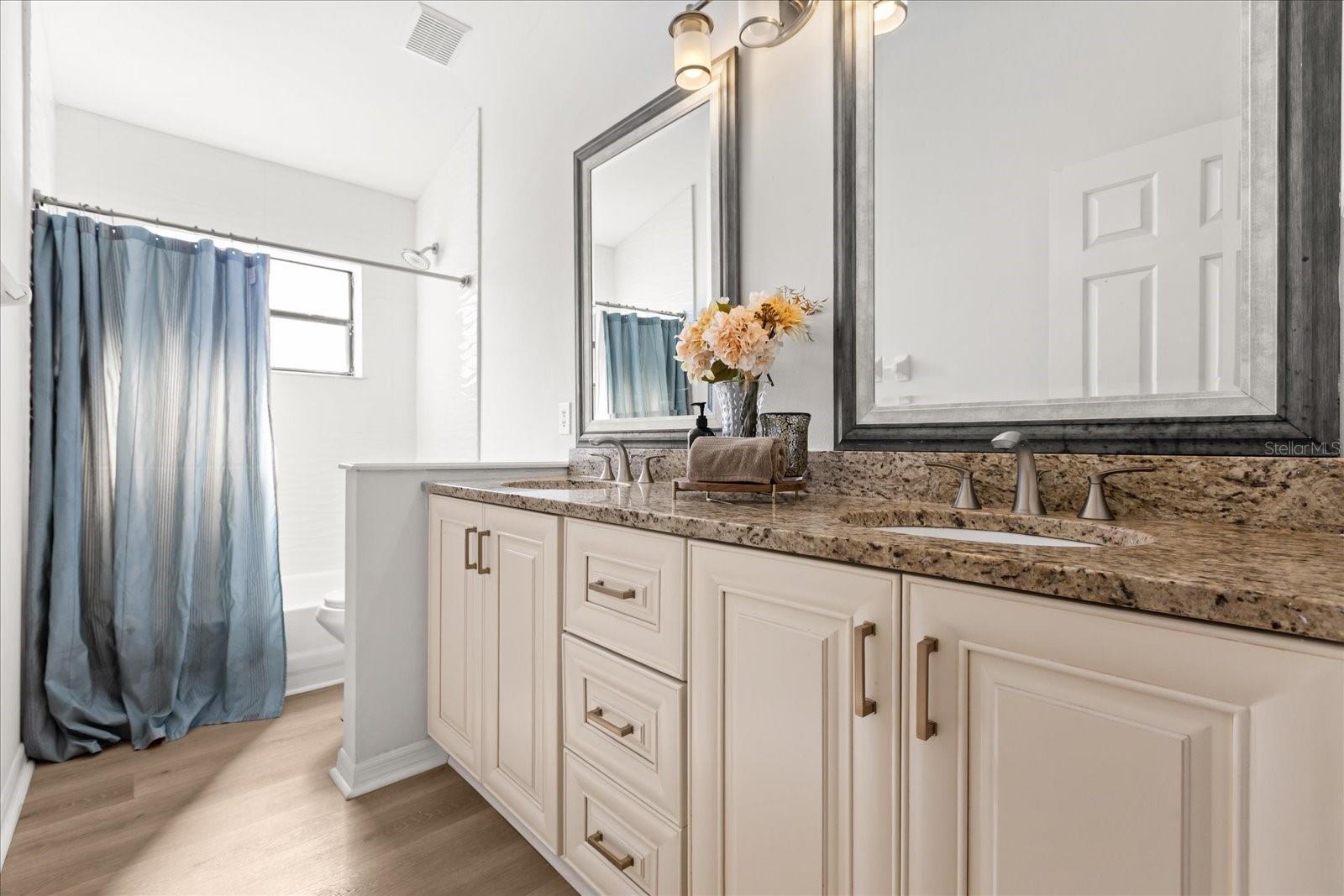 Image 31 of 53 For 627 Seascape Avenue