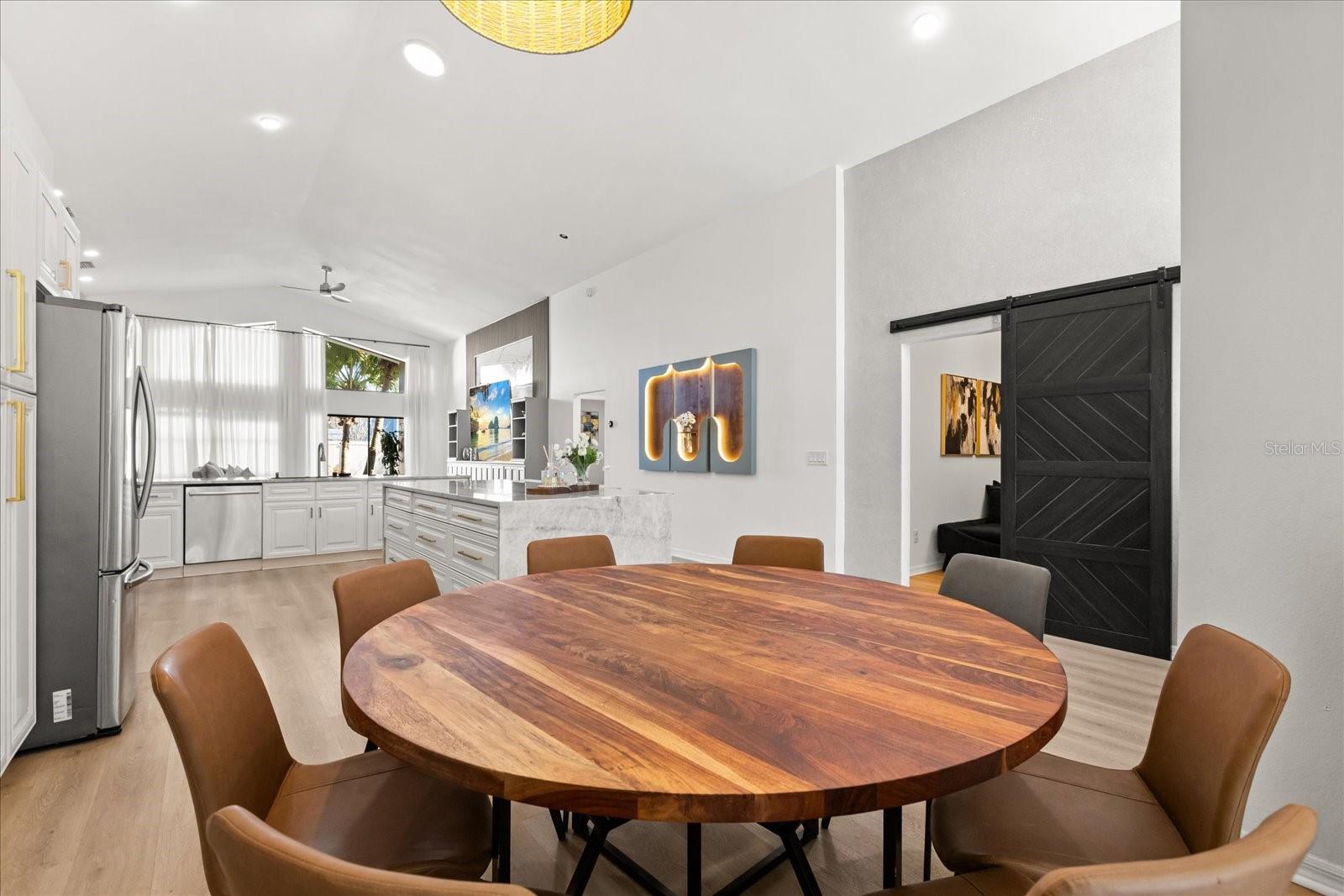 Image 7 of 53 For 627 Seascape Avenue