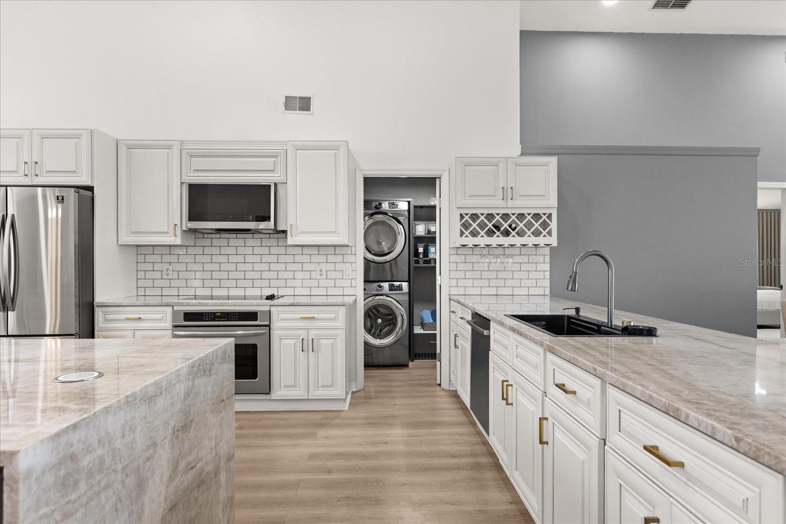 Image 8 of 53 For 627 Seascape Avenue