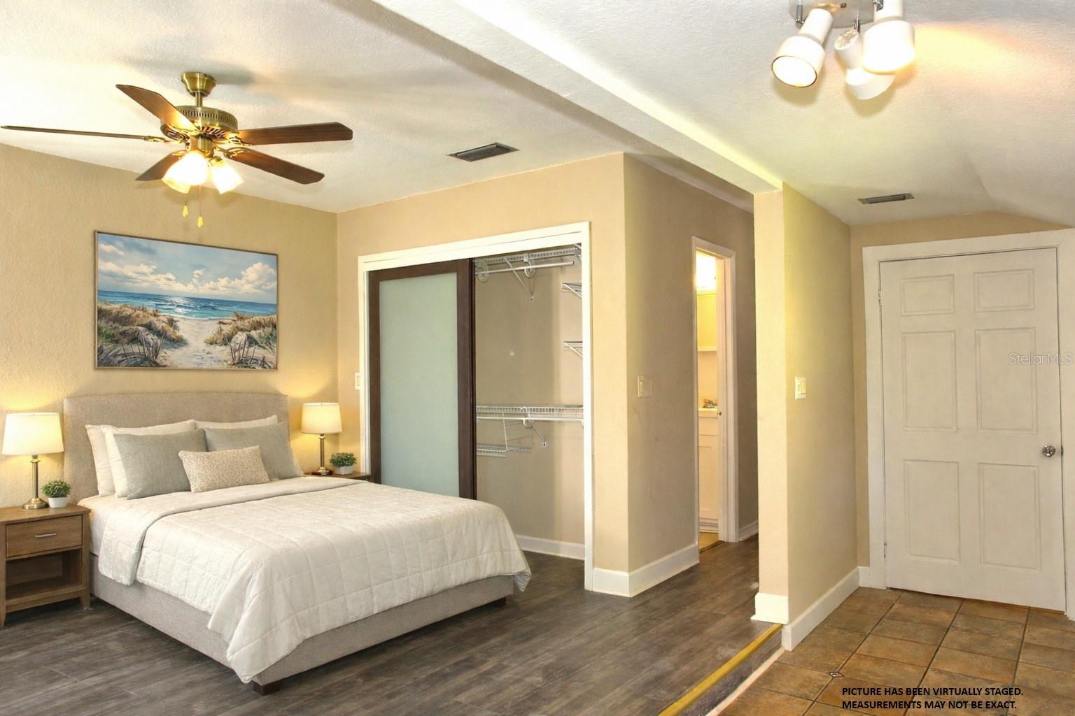 Image 21 of 24 For 1315 Marks Street