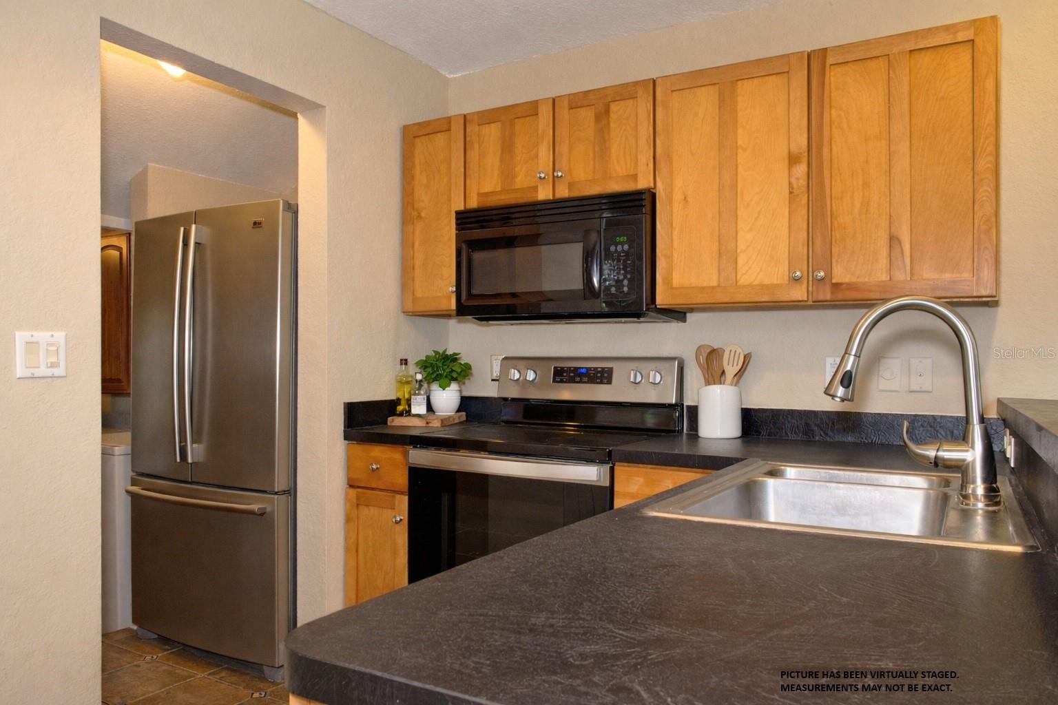 Image 23 of 24 For 1315 Marks Street