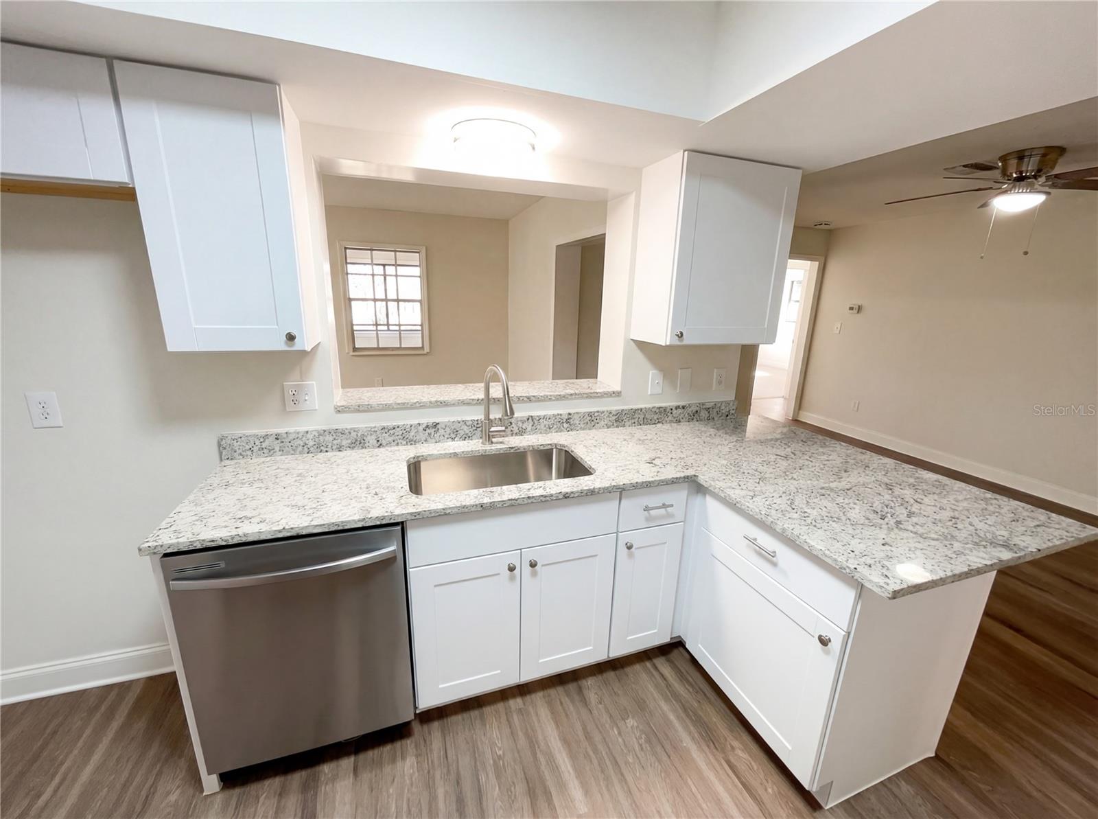 Image 13 of 30 For 2052 Leanne Court