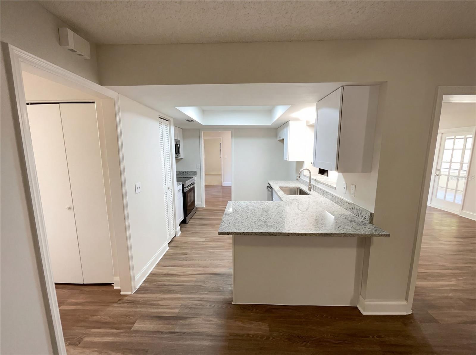 Image 15 of 30 For 2052 Leanne Court