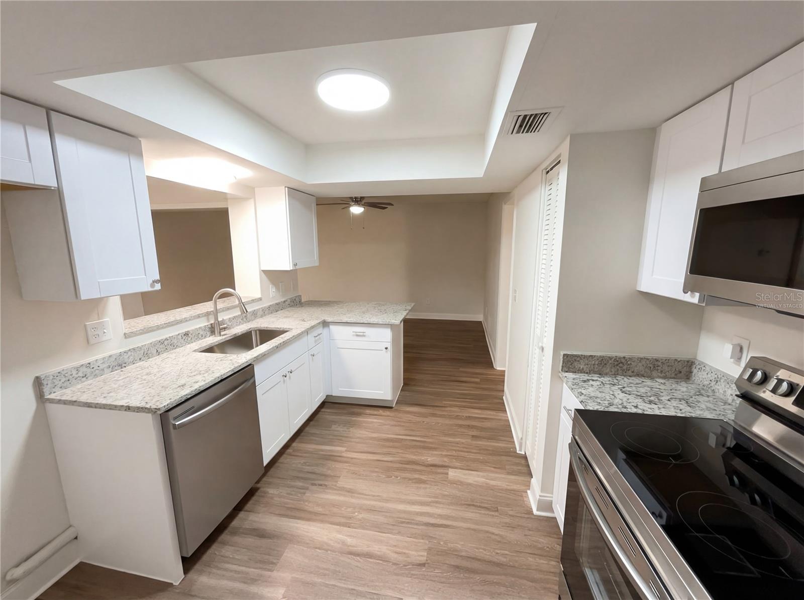 Image 2 of 30 For 2052 Leanne Court