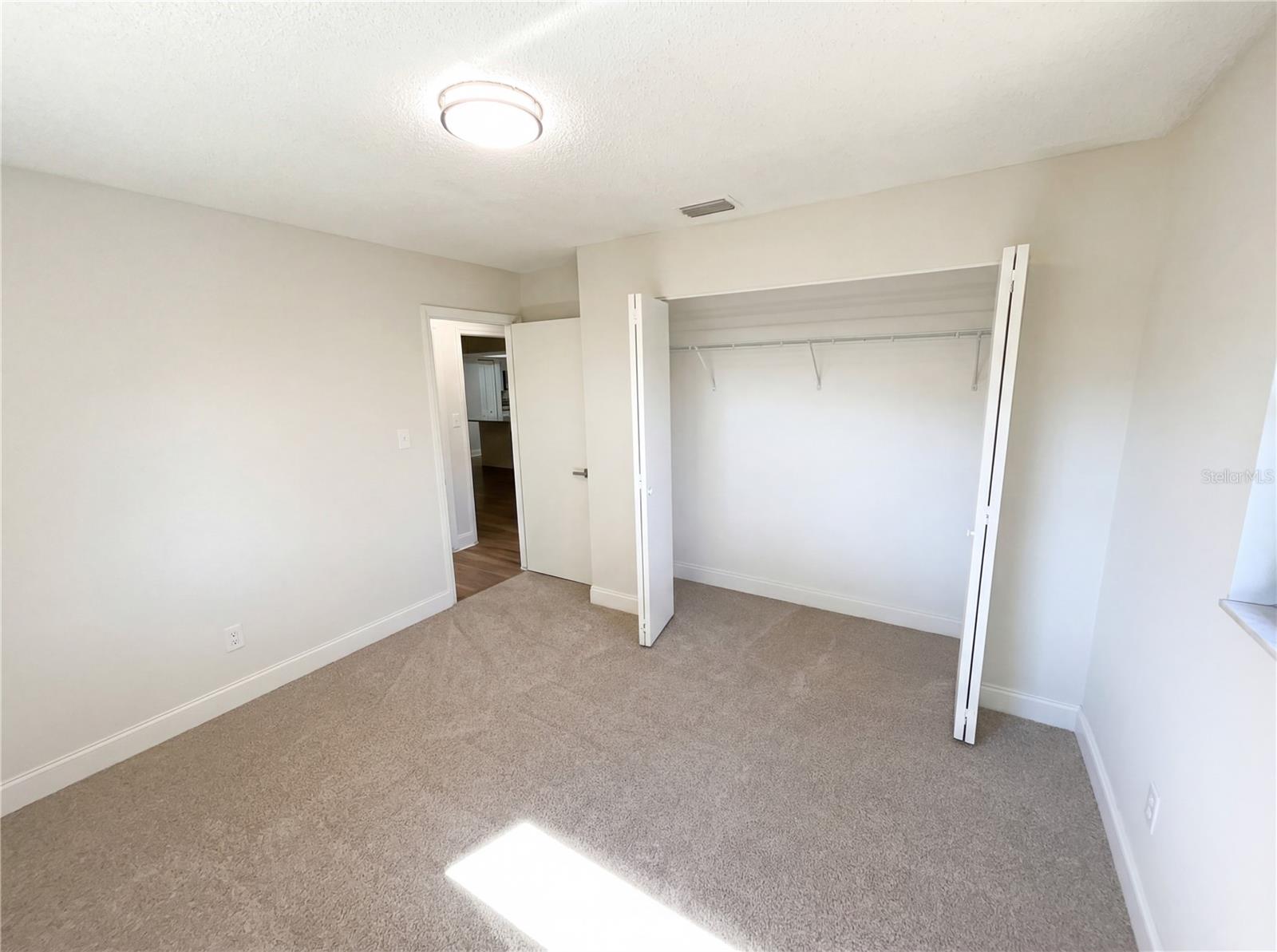 Image 25 of 30 For 2052 Leanne Court