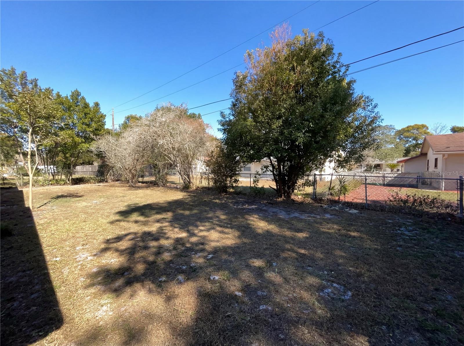 Image 7 of 30 For 2052 Leanne Court