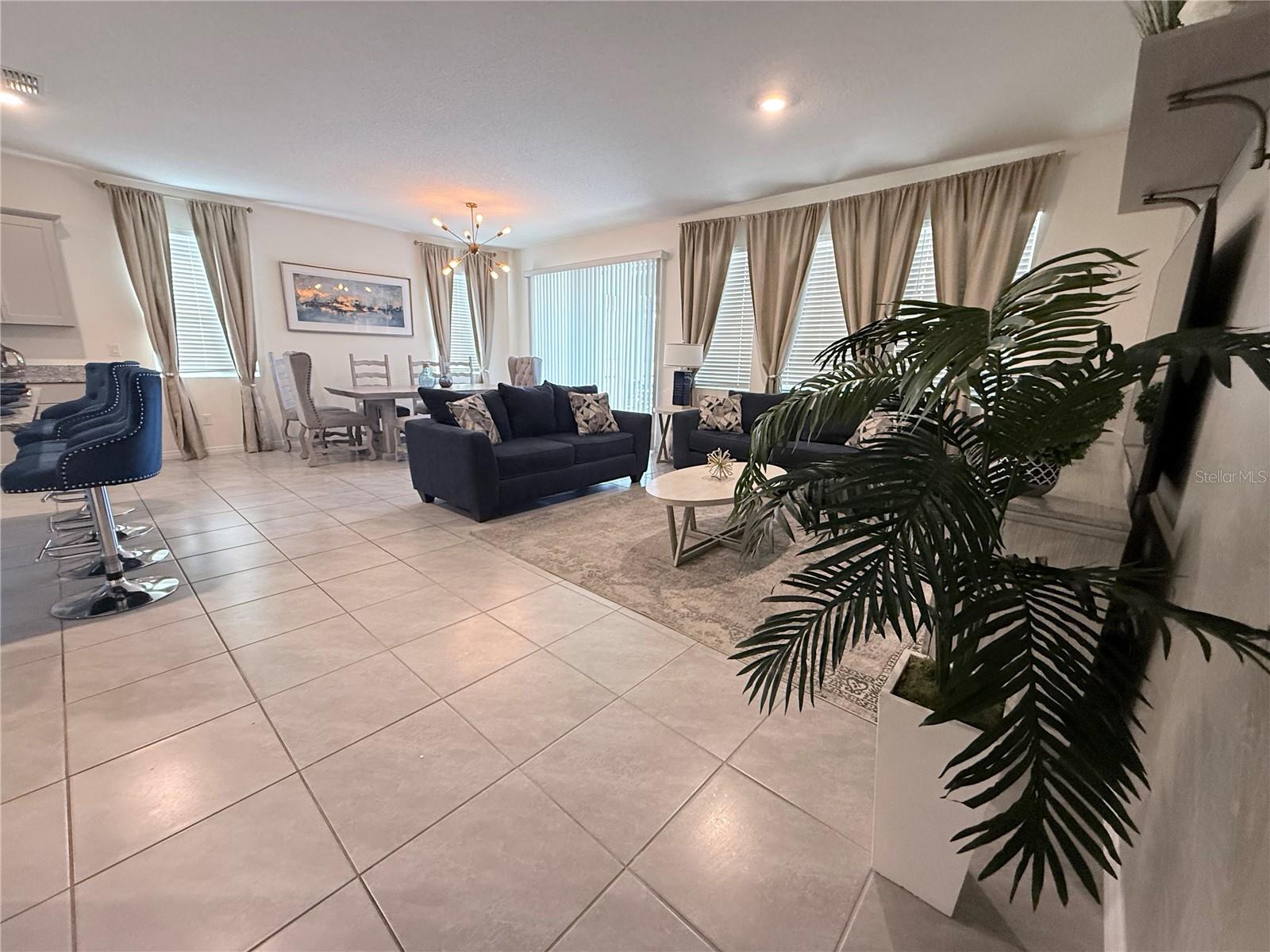 Image 15 of 67 For 7523 Oakmoss Loop