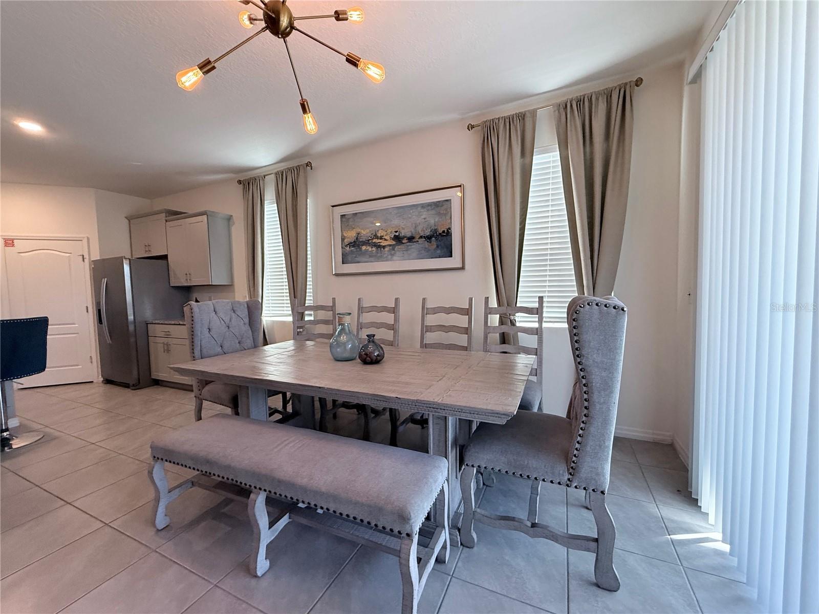 Image 19 of 67 For 7523 Oakmoss Loop