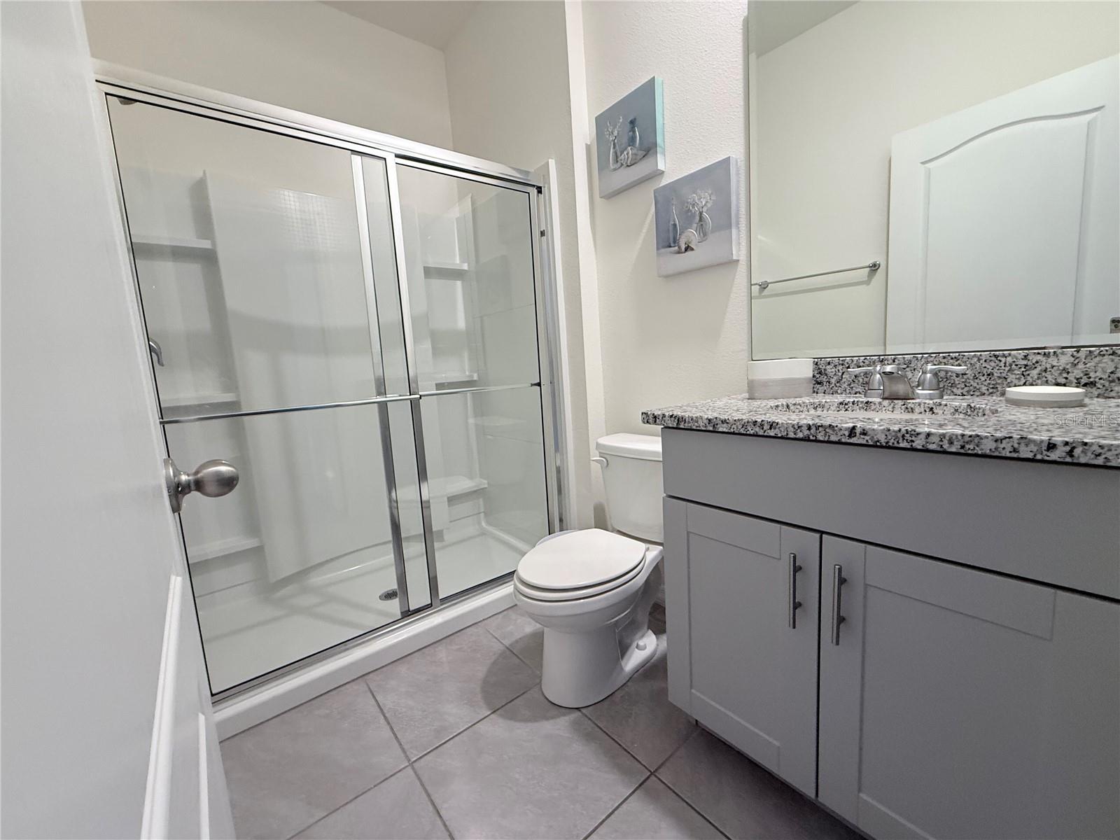 Image 24 of 67 For 7523 Oakmoss Loop