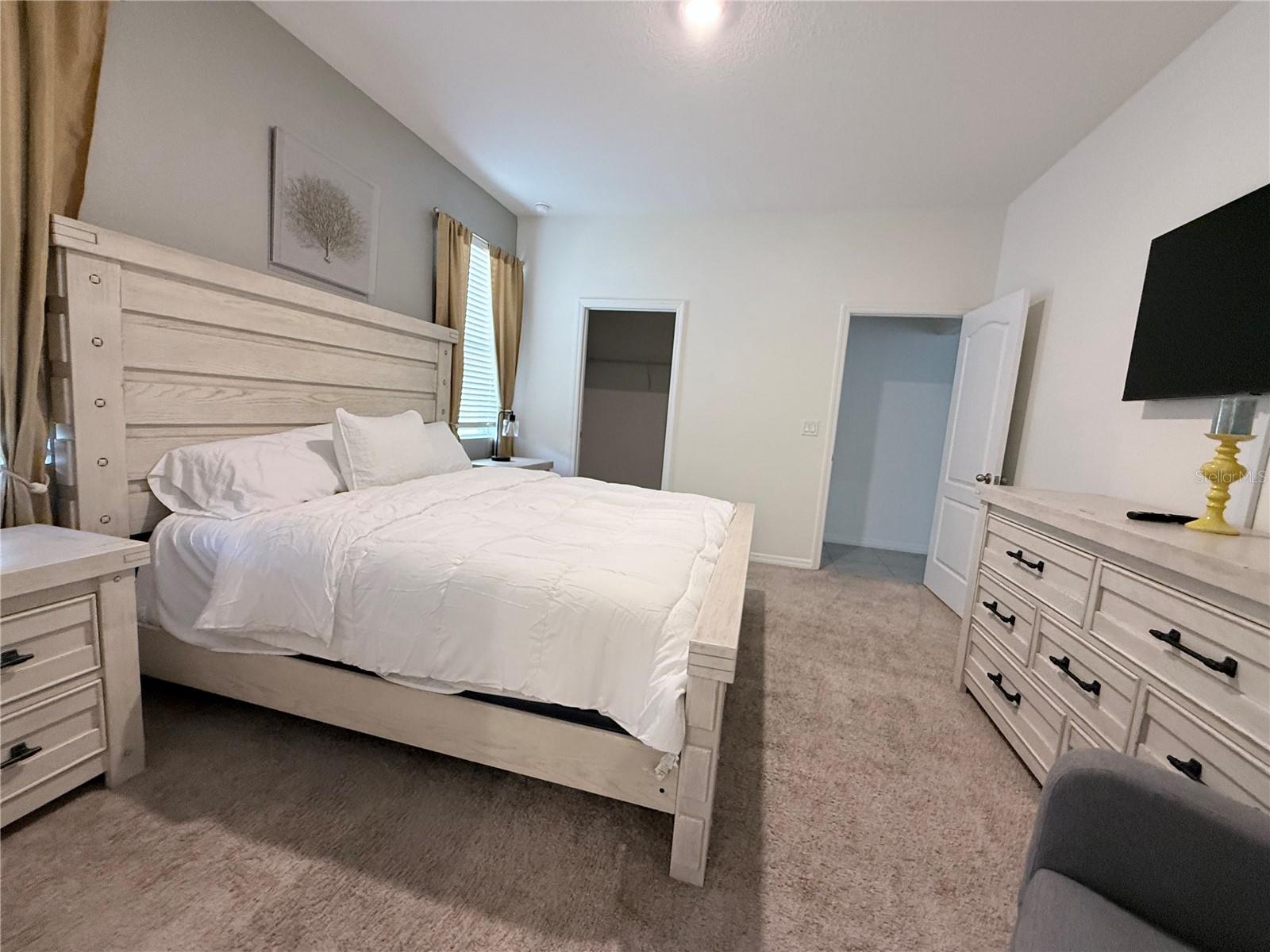 Image 27 of 67 For 7523 Oakmoss Loop