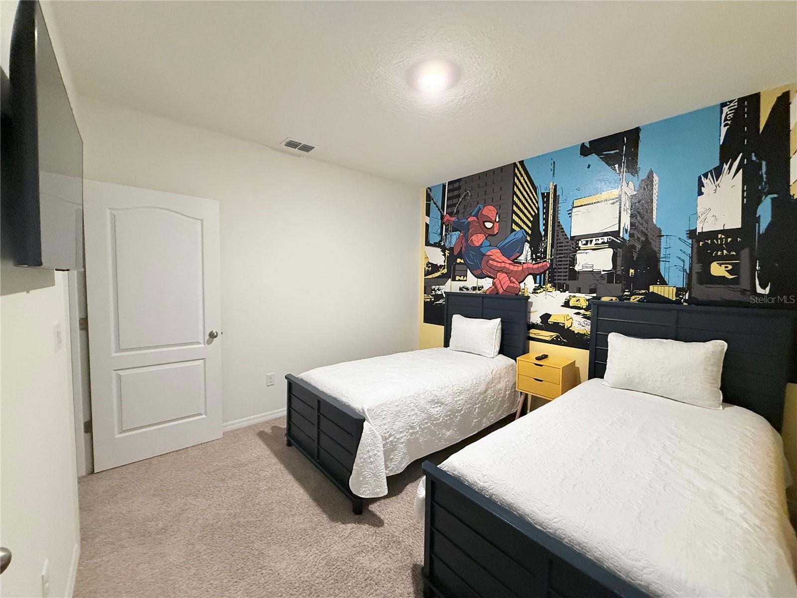 Image 42 of 67 For 7523 Oakmoss Loop