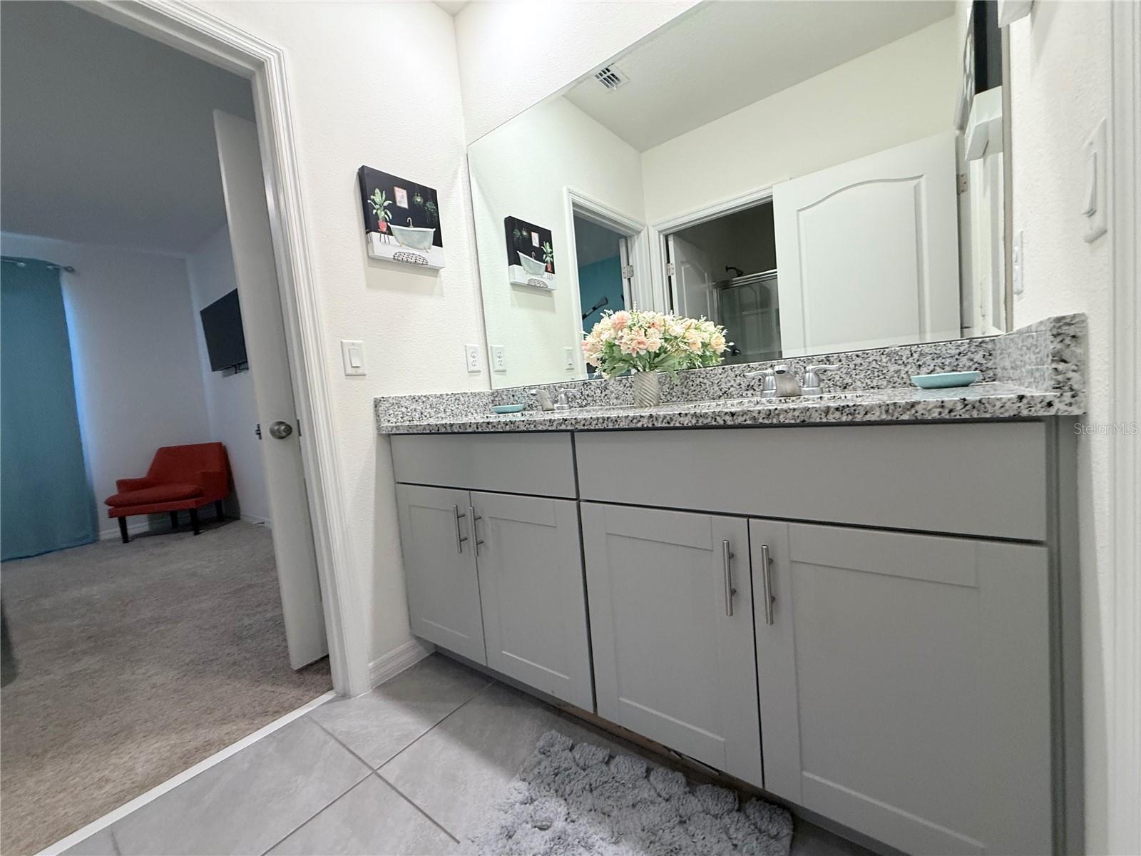 Image 52 of 67 For 7523 Oakmoss Loop