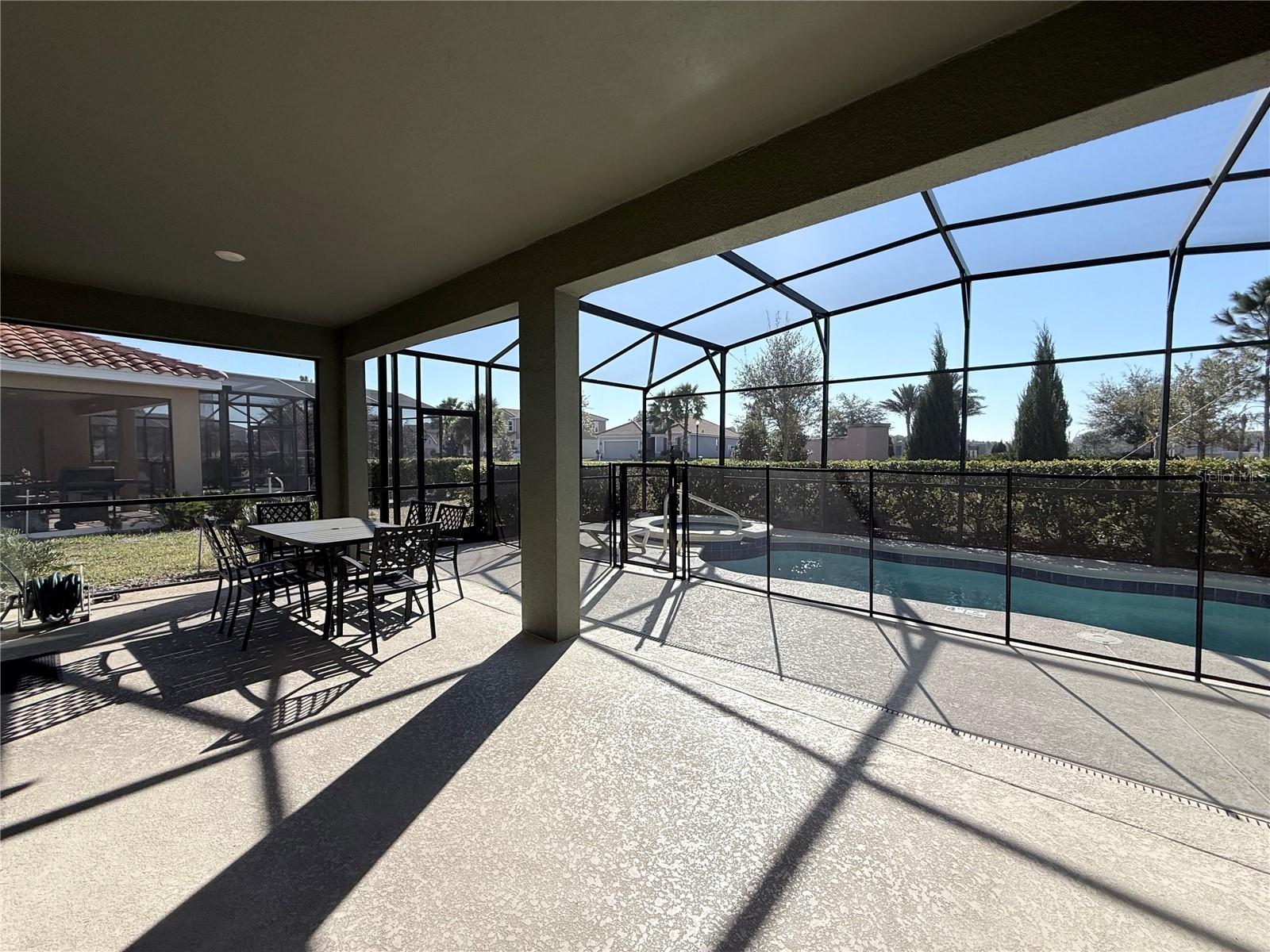 Image 60 of 67 For 7523 Oakmoss Loop