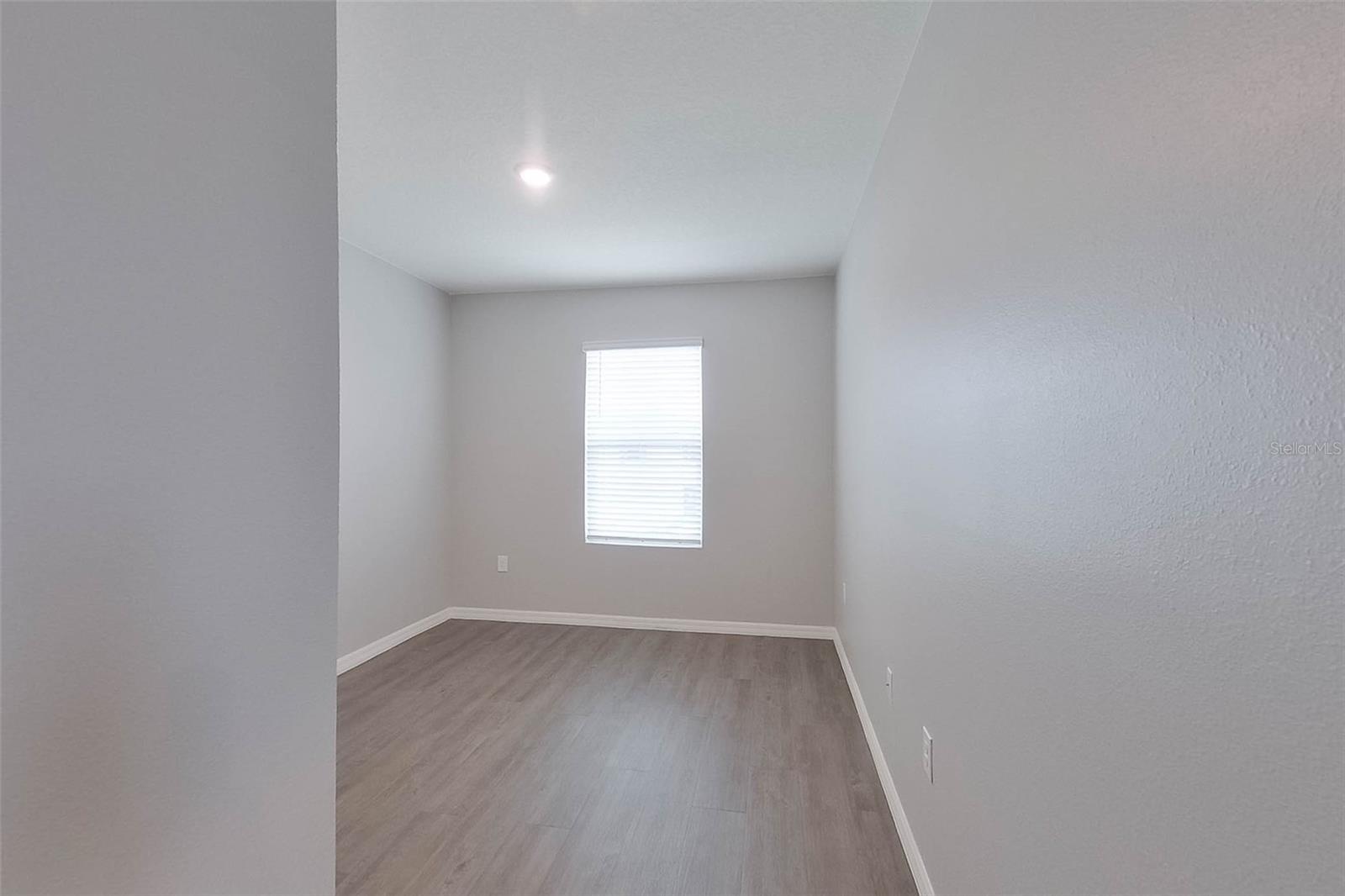 Image 12 of 26 For 32158 Katelin Circle