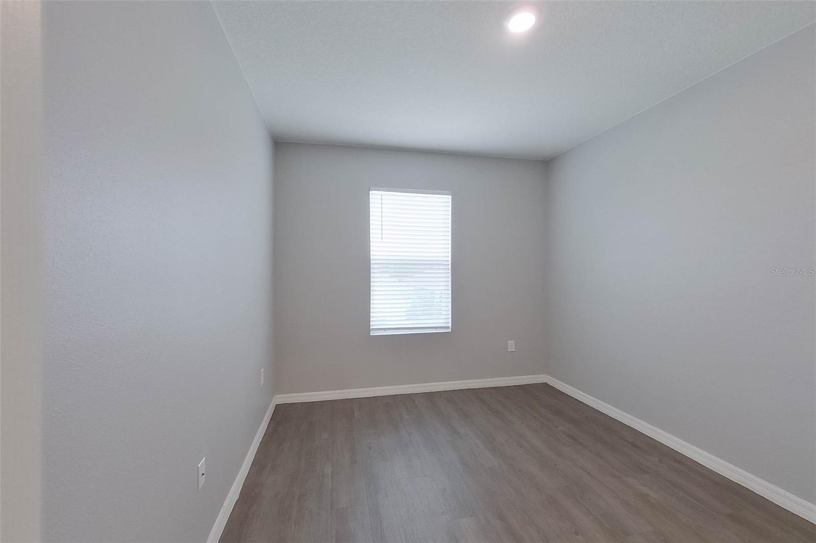 Image 14 of 26 For 32158 Katelin Circle