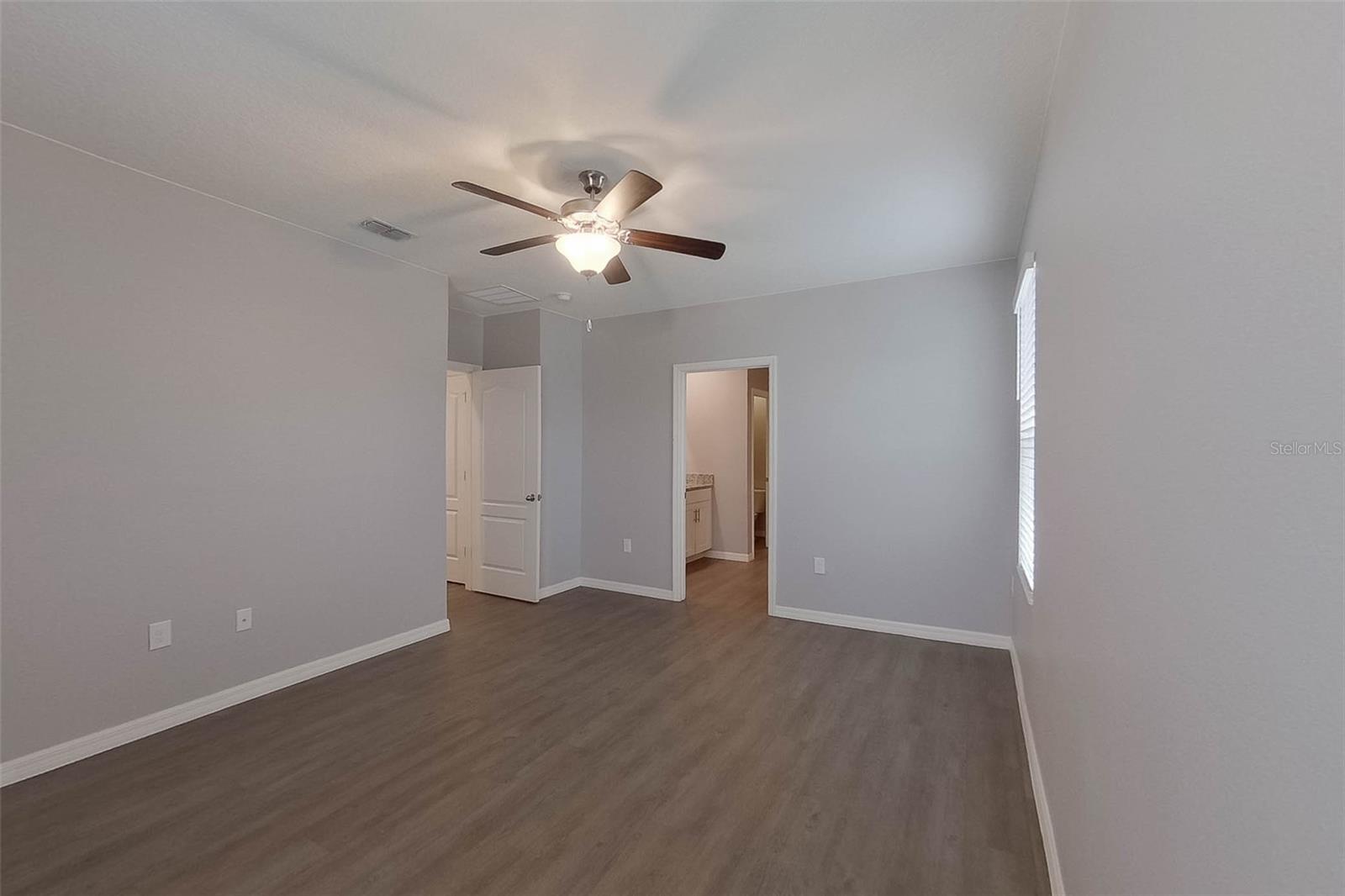 Image 17 of 26 For 32158 Katelin Circle