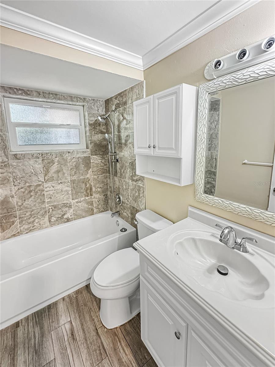 Image 13 of 15 For 524 San Lanta Circle