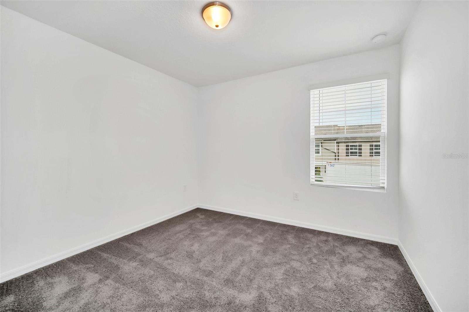 Image 17 of 26 For 246 Mandovi Street