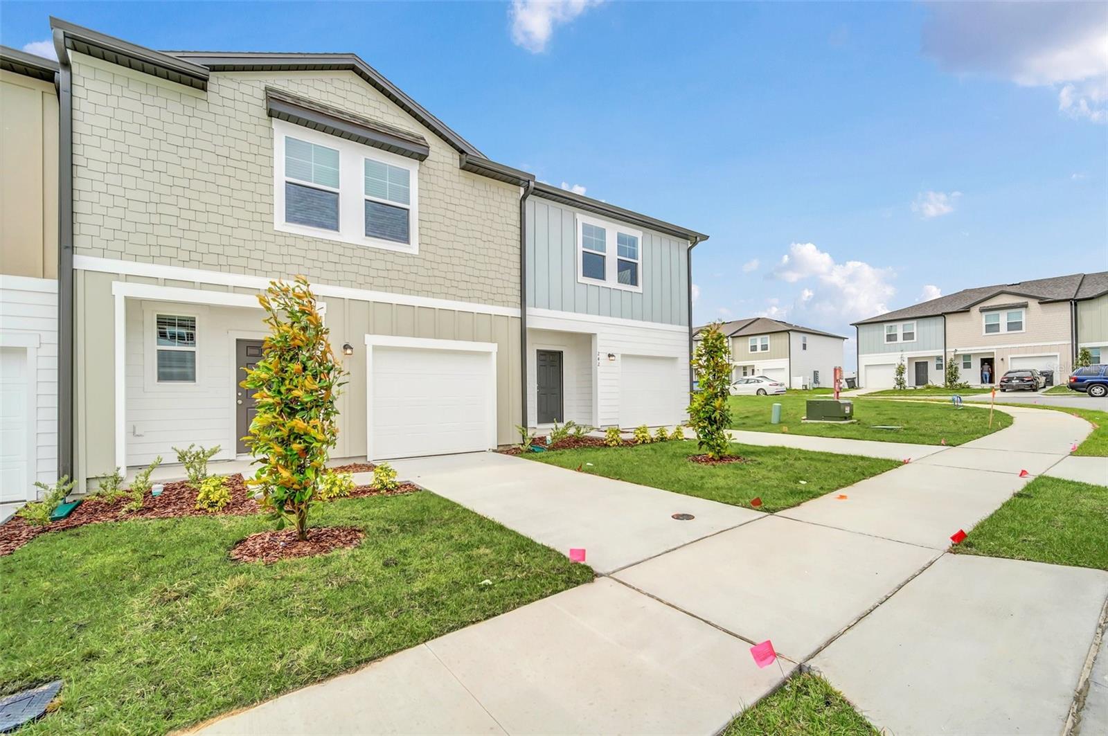 Image 2 of 26 For 246 Mandovi Street