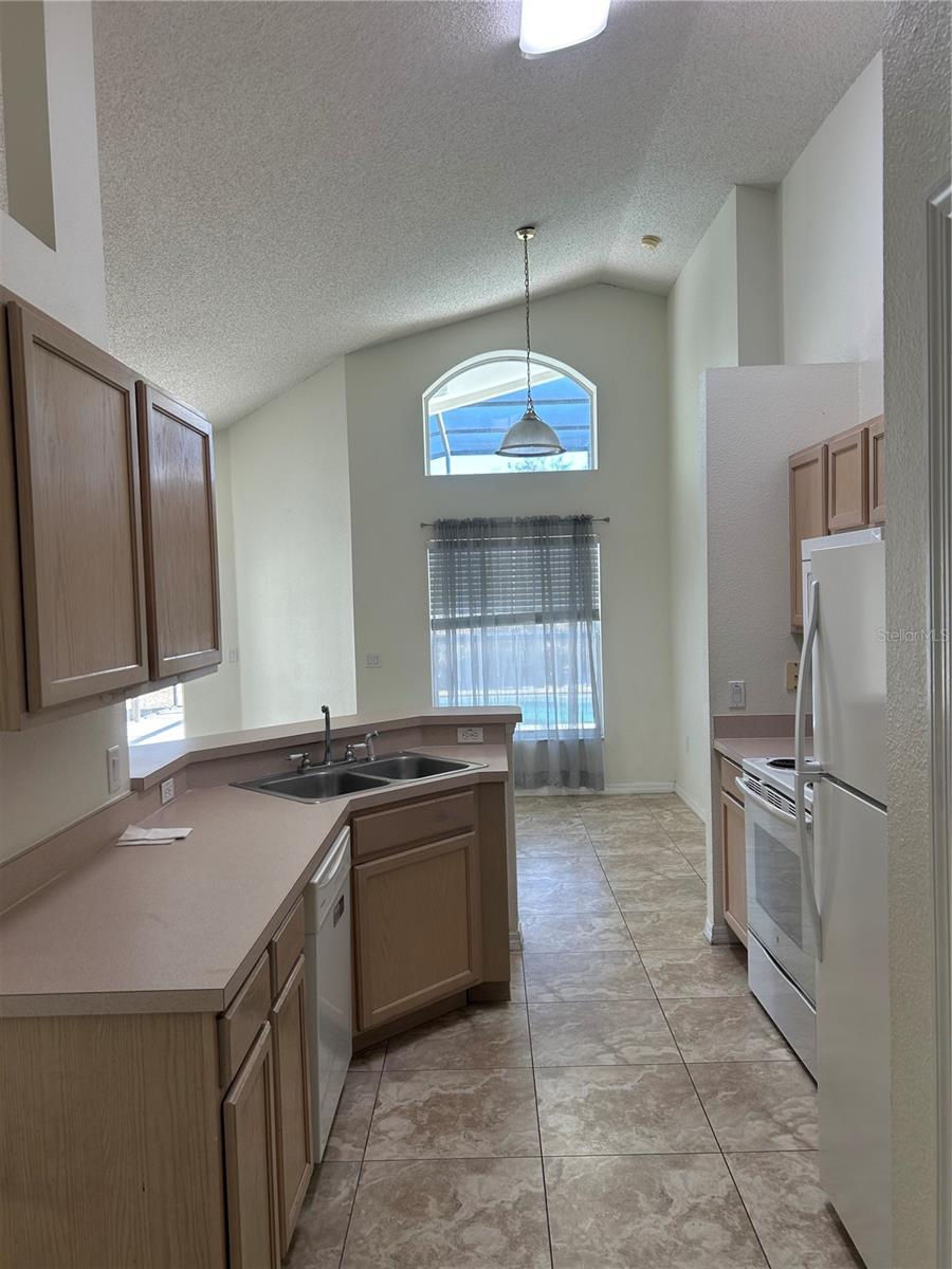 Image 10 of 22 For 1474 Wedge Way