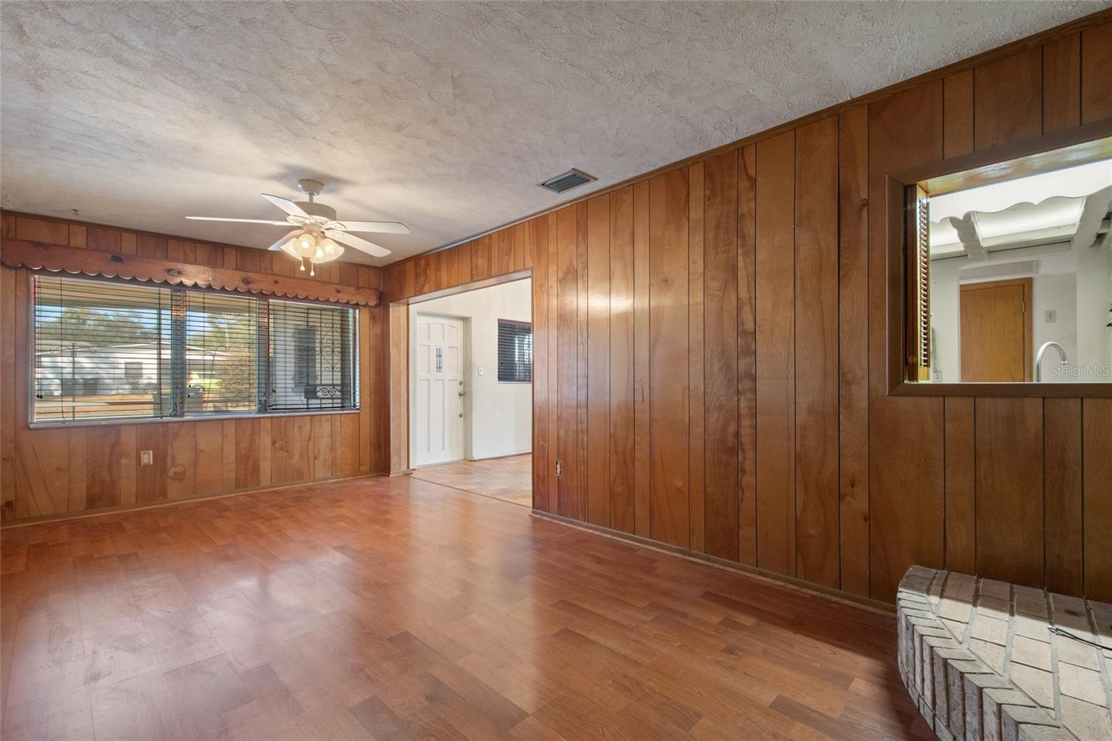 Image 18 of 43 For 3302 Crystal Lake Drive