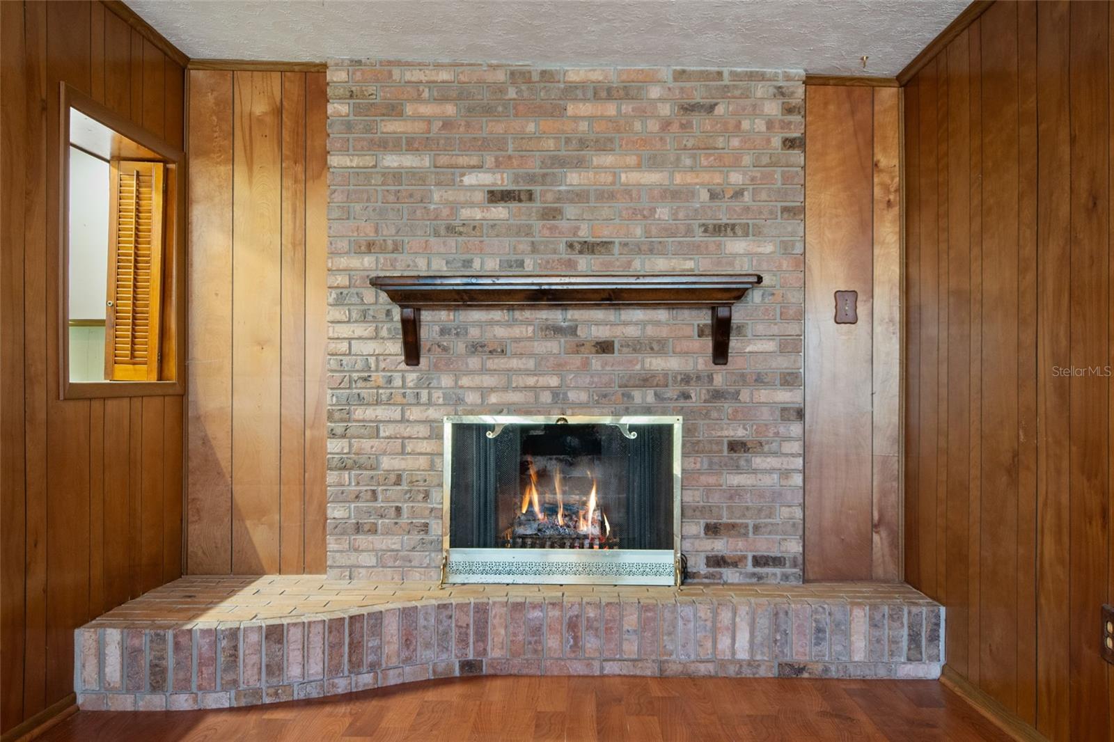 Image 19 of 43 For 3302 Crystal Lake Drive