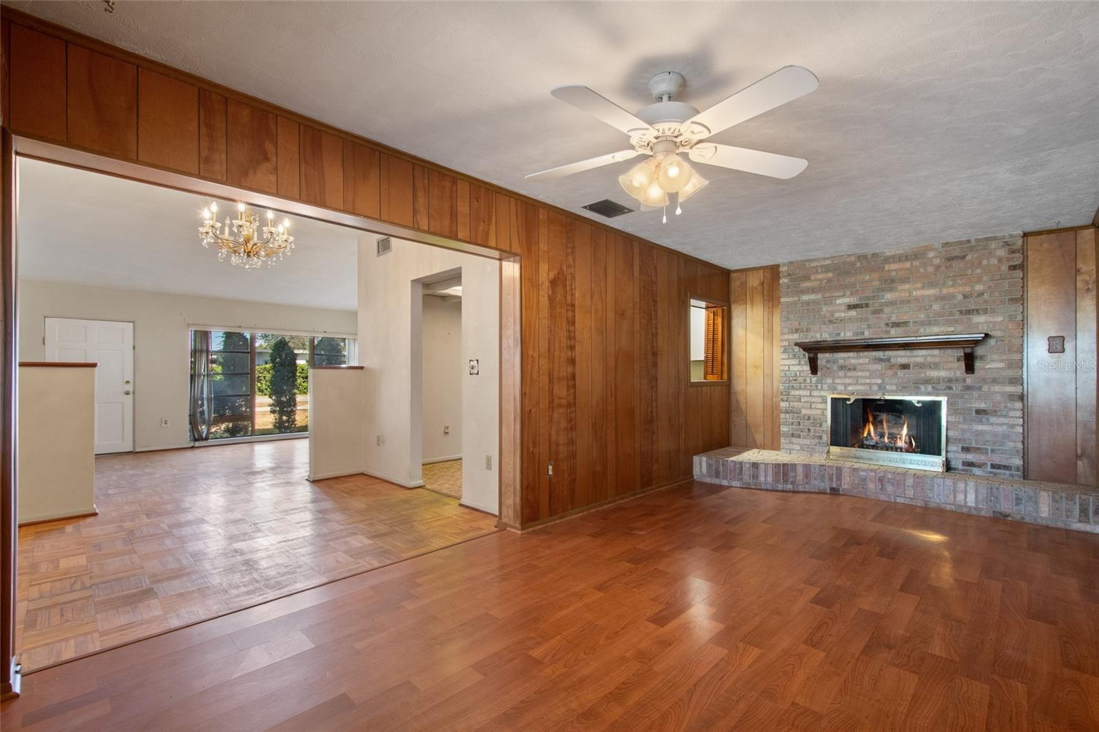 Image 20 of 43 For 3302 Crystal Lake Drive