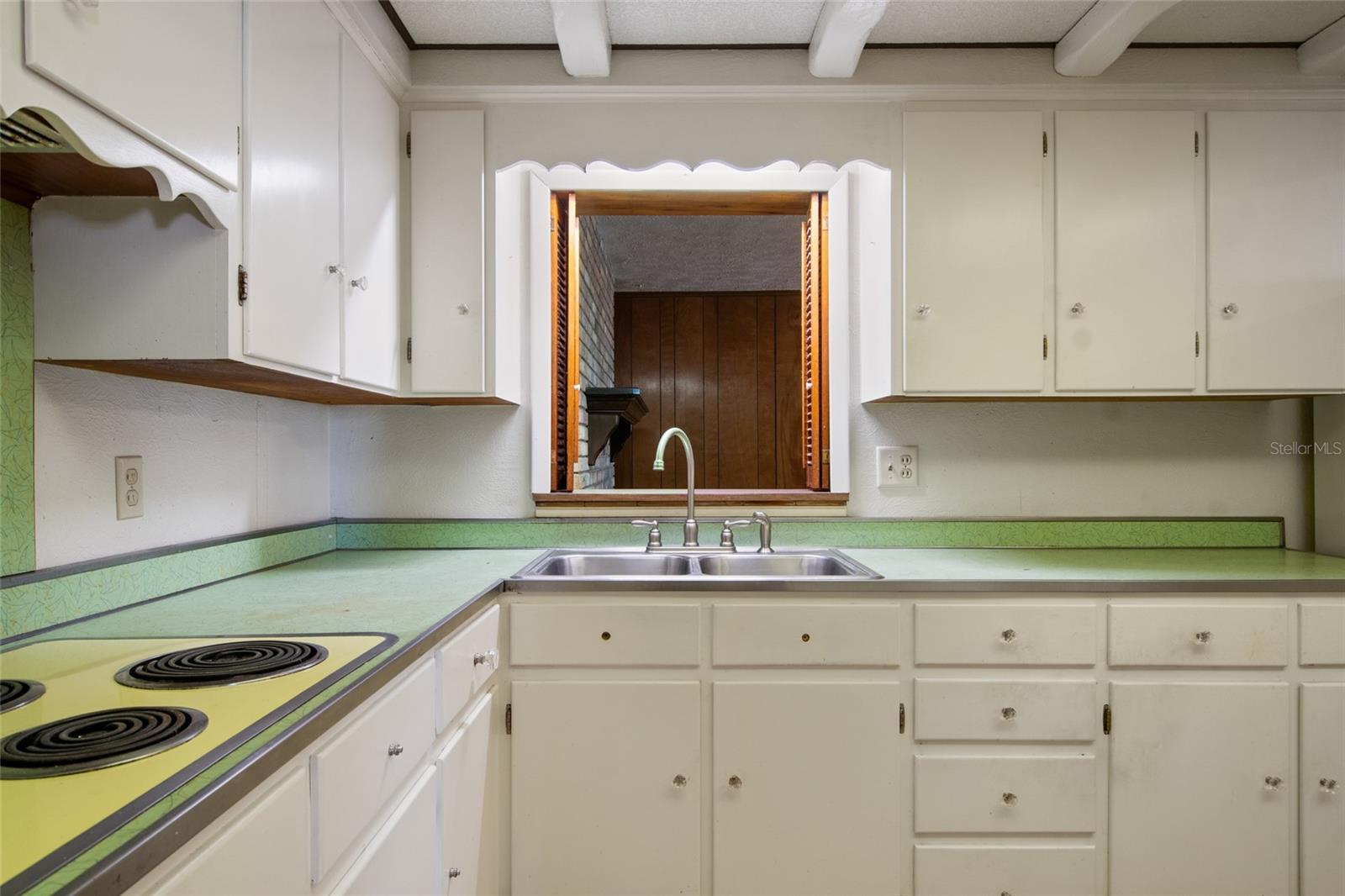 Image 24 of 43 For 3302 Crystal Lake Drive