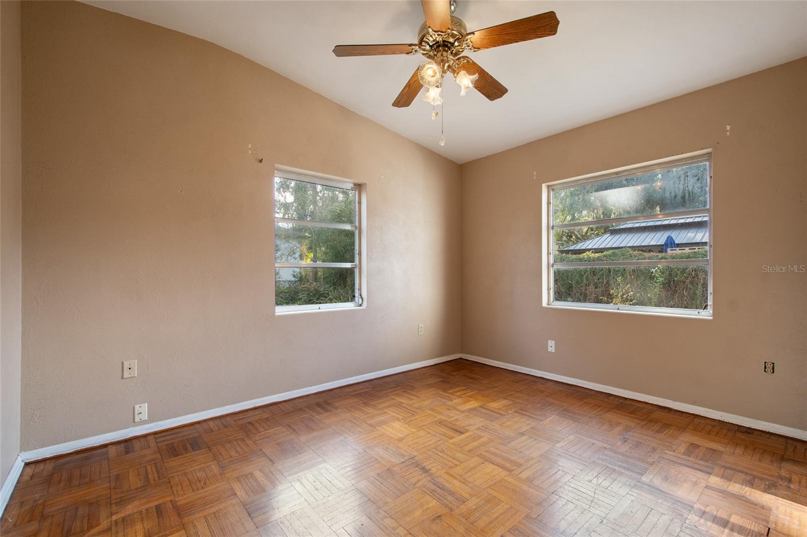 Image 34 of 43 For 3302 Crystal Lake Drive