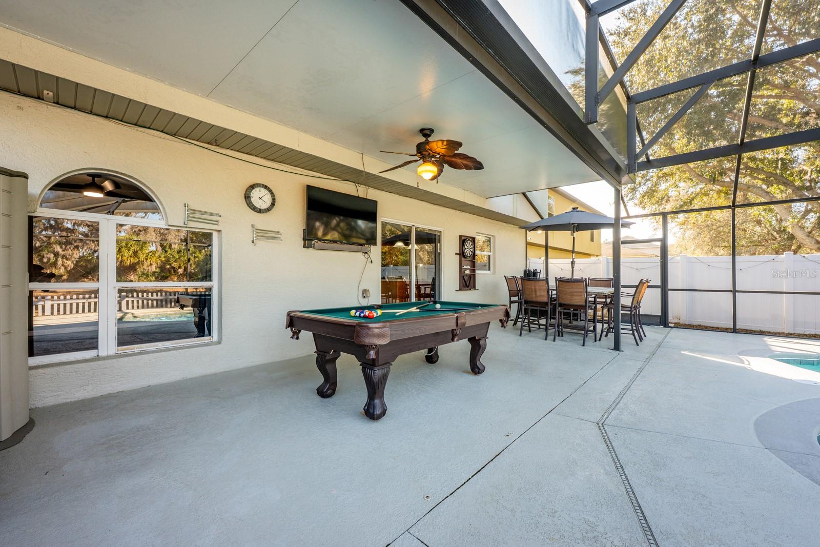 Image 27 of 41 For 1930 Corner Glen Drive