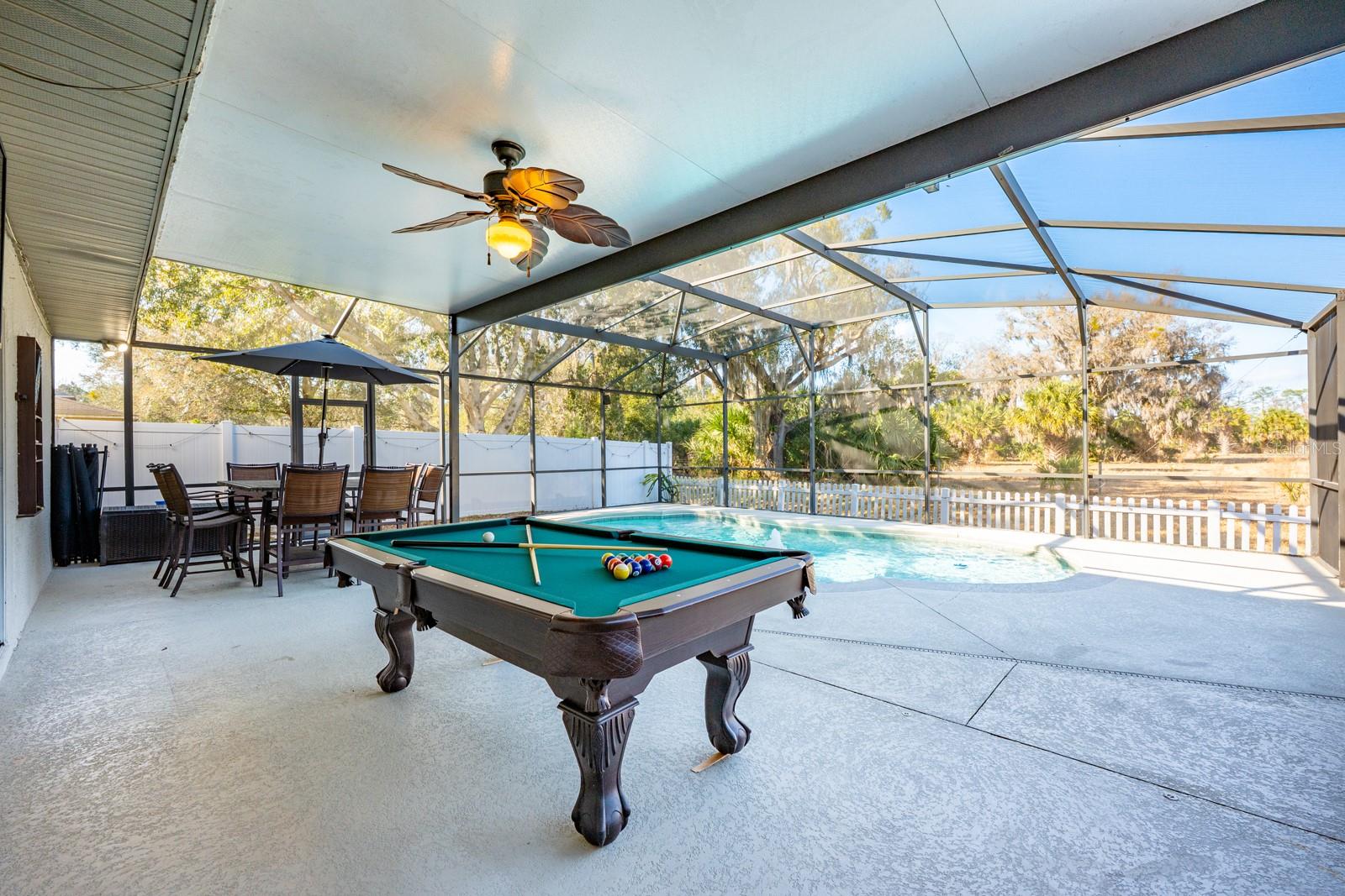 Image 29 of 41 For 1930 Corner Glen Drive