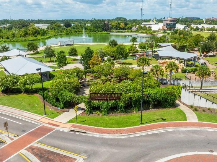 Image 24 of 30 For 804 80th Way