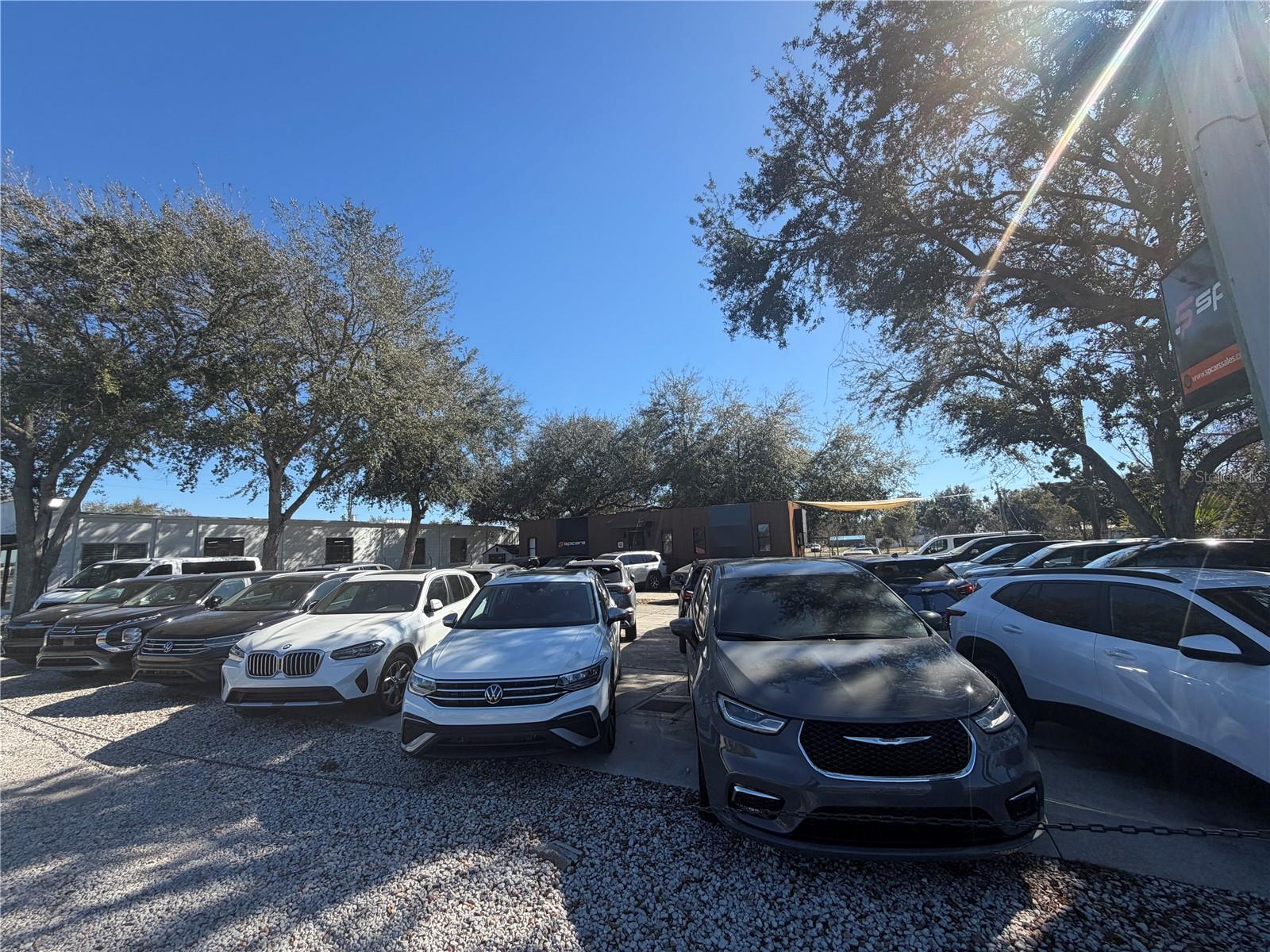 Image 3 of 4 For 12822 Colonial Drive