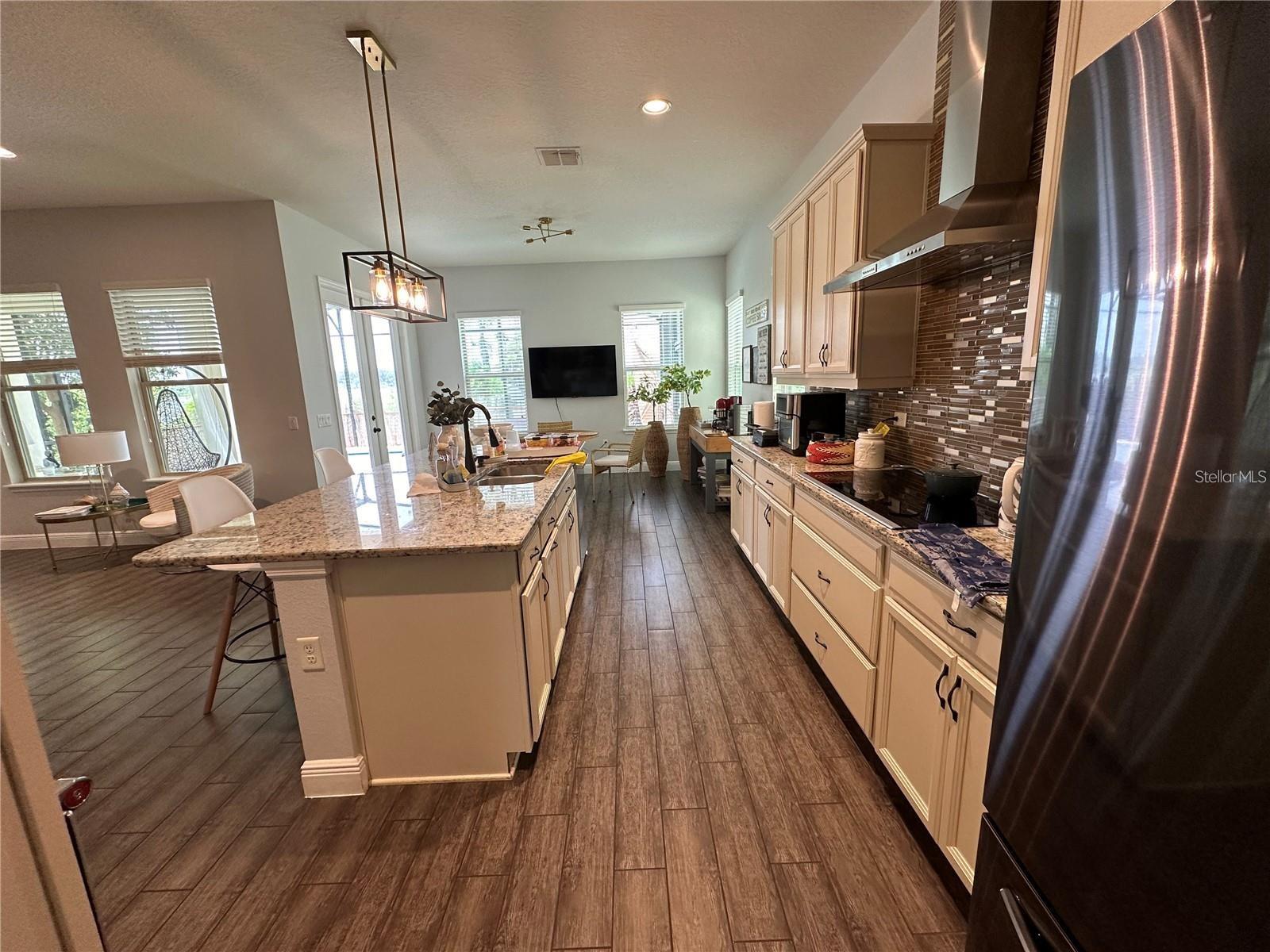 Image 6 of 24 For 8370 Lookout Point Dr.