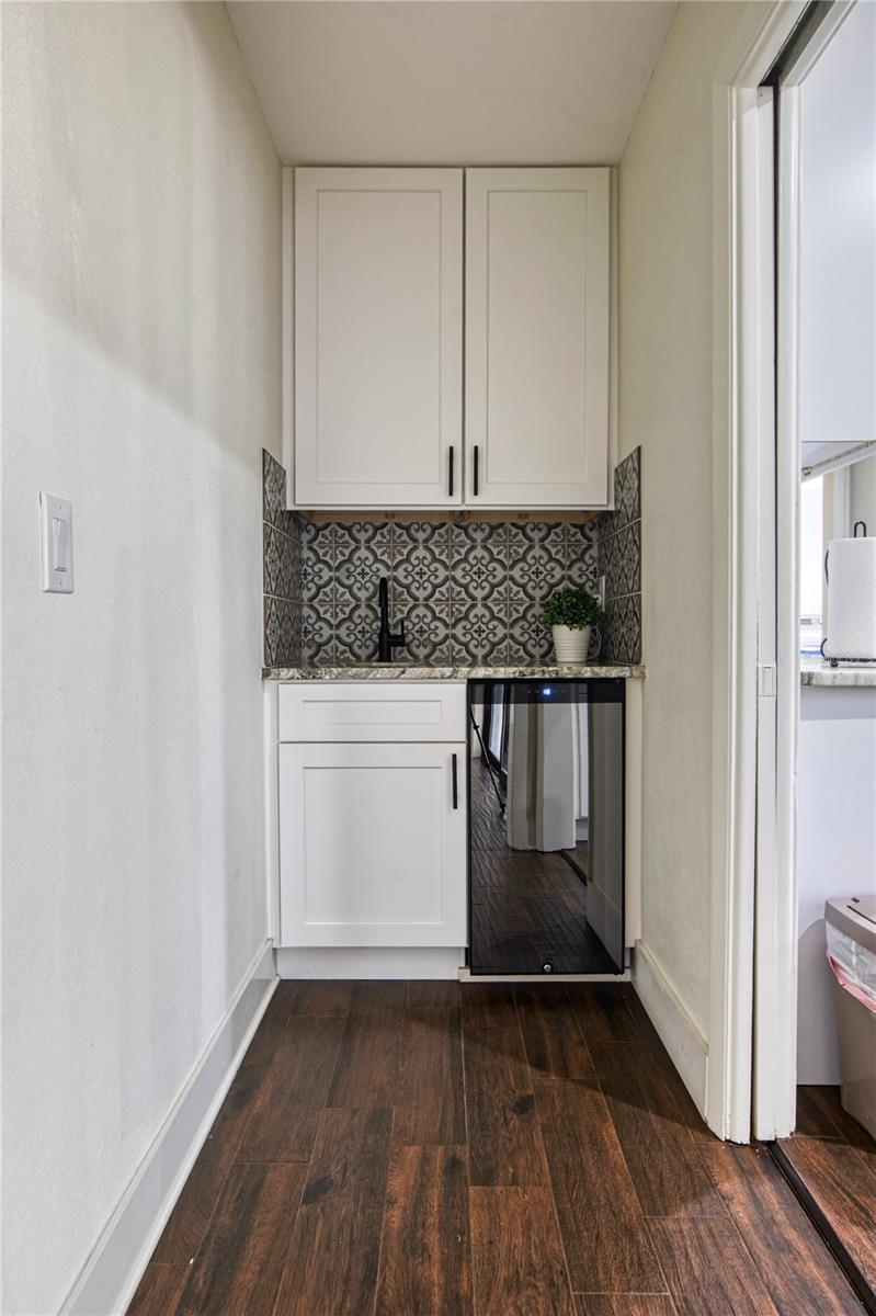 Image 5 of 23 For 1809 Pepperidge Drive