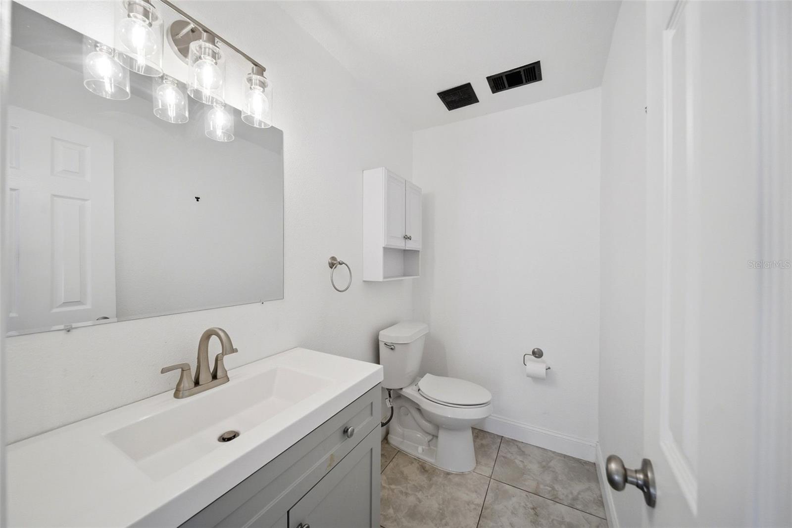 Image 21 of 49 For 1201 Majestic Palm Court