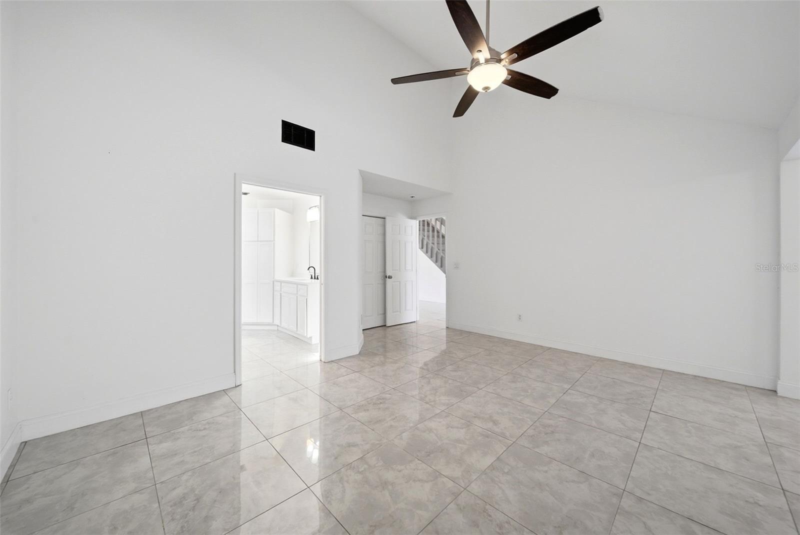 Image 23 of 49 For 1201 Majestic Palm Court