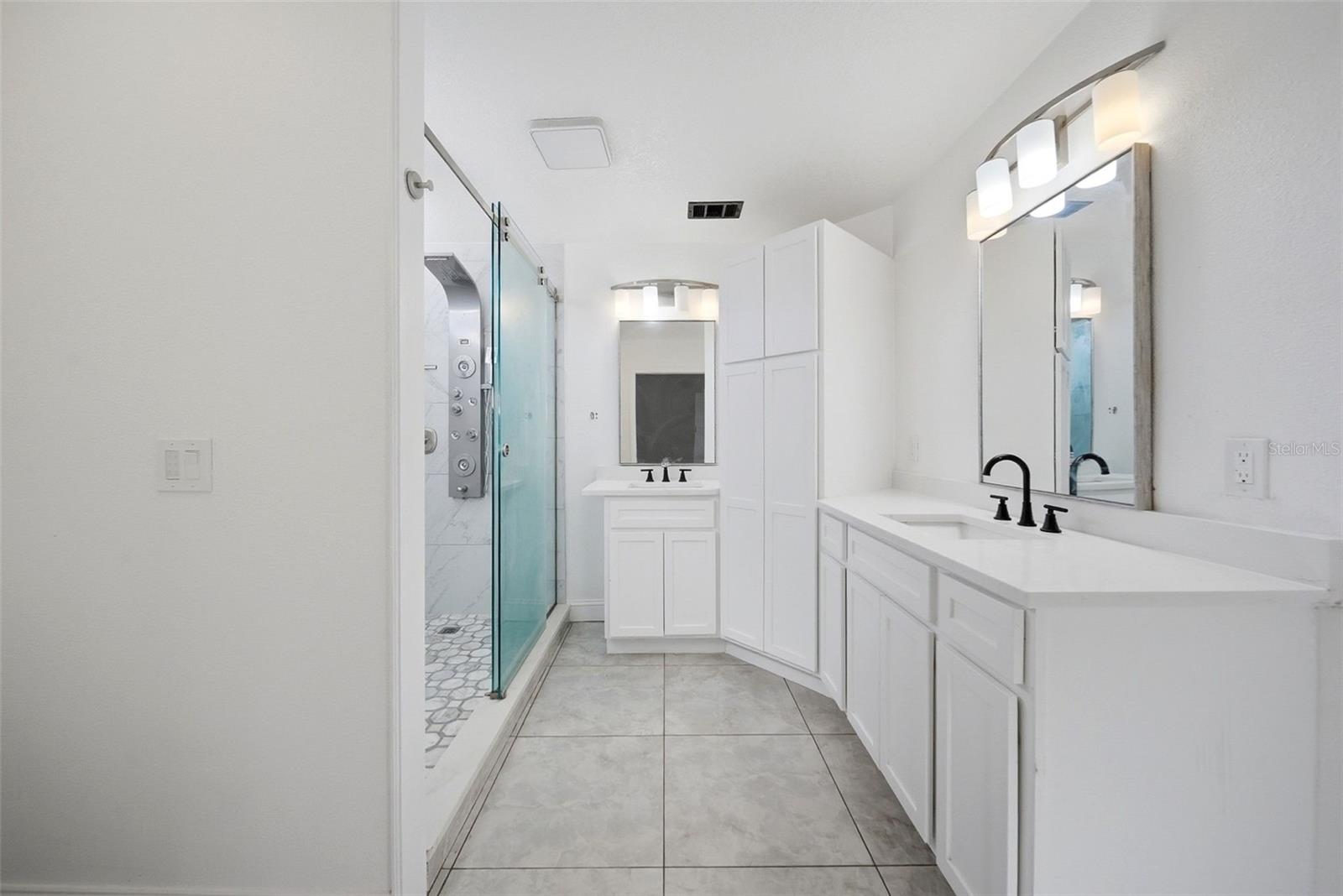 Image 26 of 49 For 1201 Majestic Palm Court