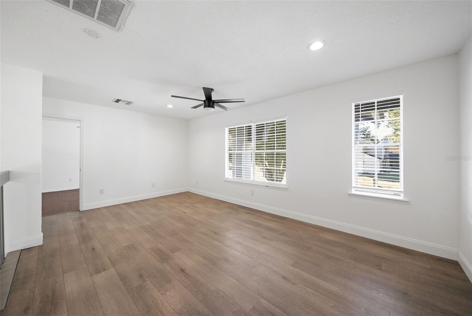 Image 30 of 49 For 1201 Majestic Palm Court