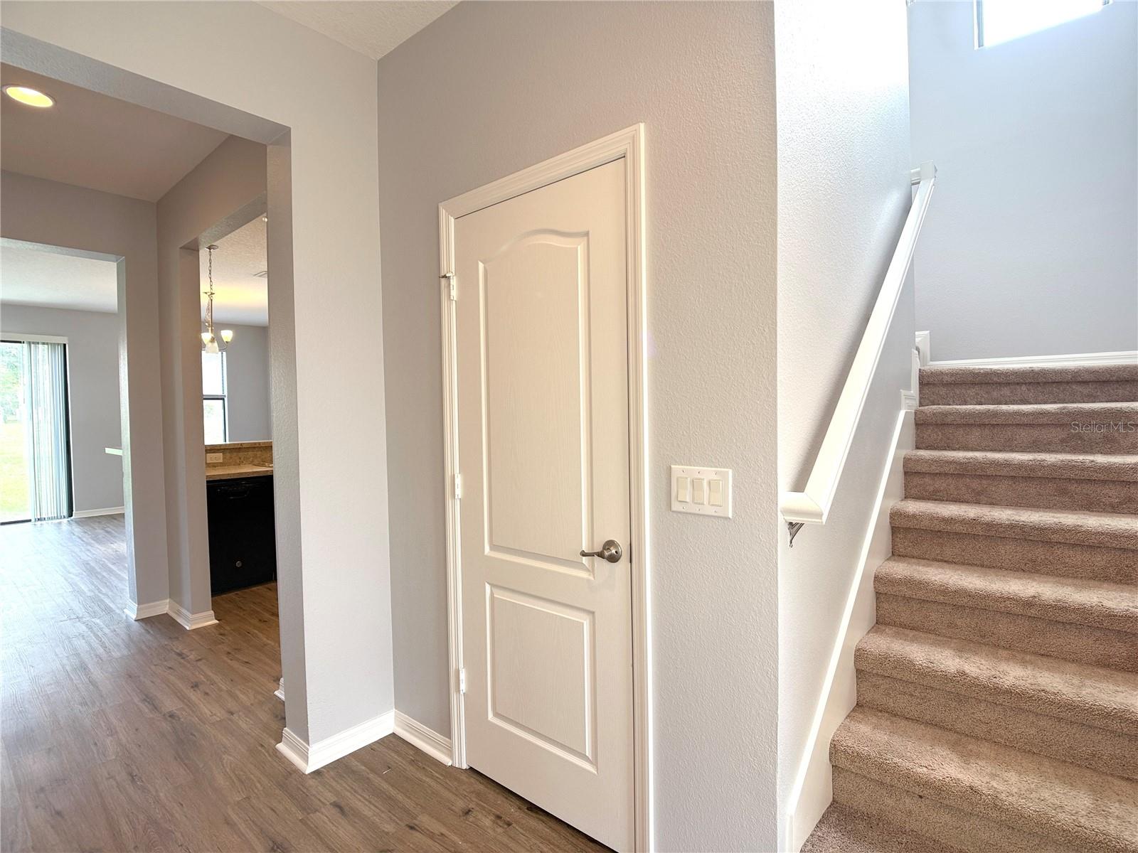 Image 17 of 48 For 1282 Clove Dr