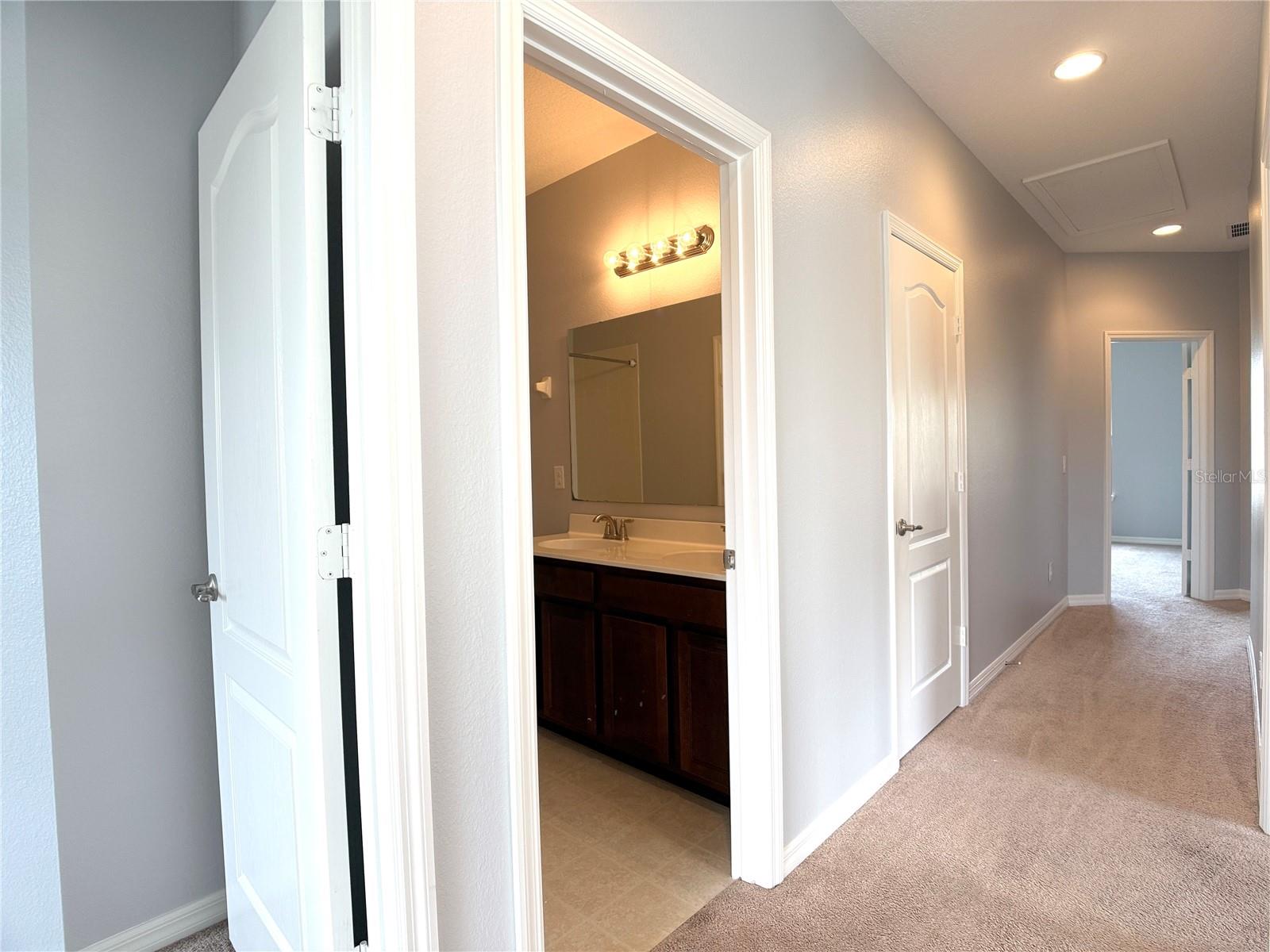 Image 19 of 48 For 1282 Clove Dr