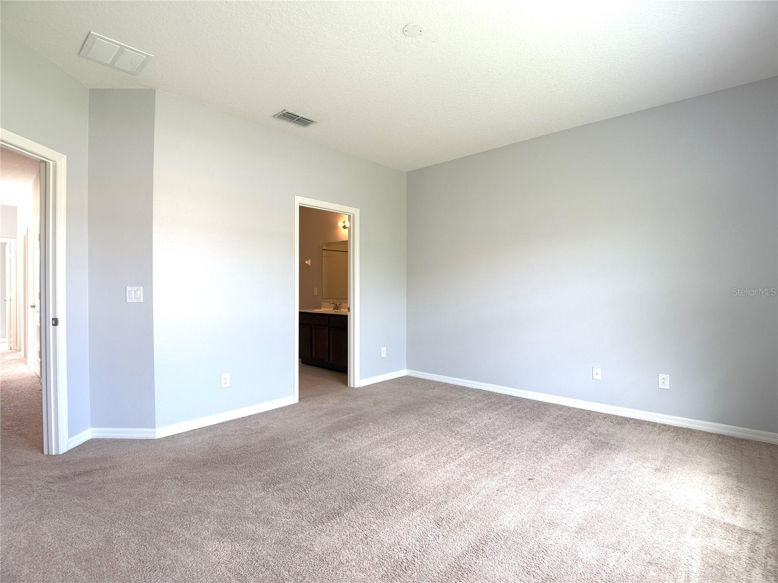 Image 22 of 48 For 1282 Clove Dr