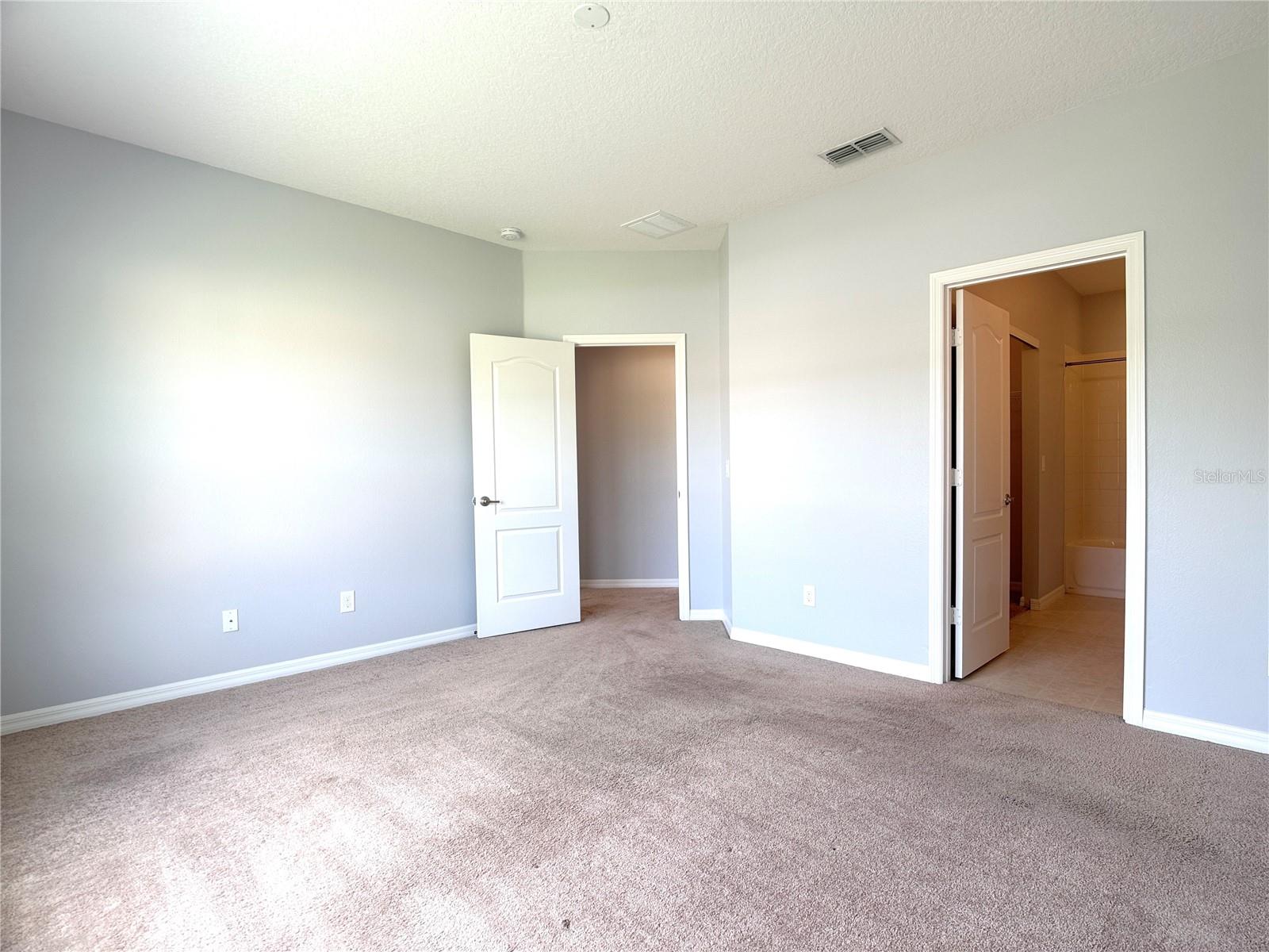 Image 23 of 48 For 1282 Clove Dr