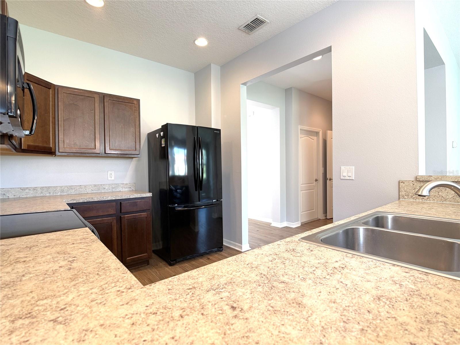 Image 7 of 48 For 1282 Clove Dr