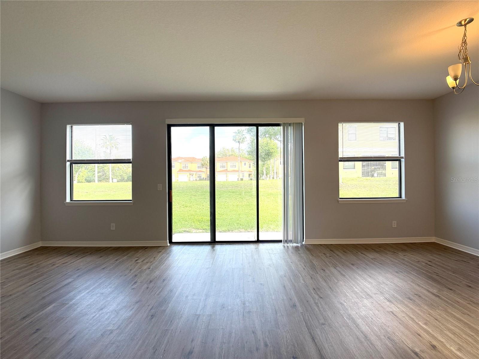 Image 8 of 48 For 1282 Clove Dr