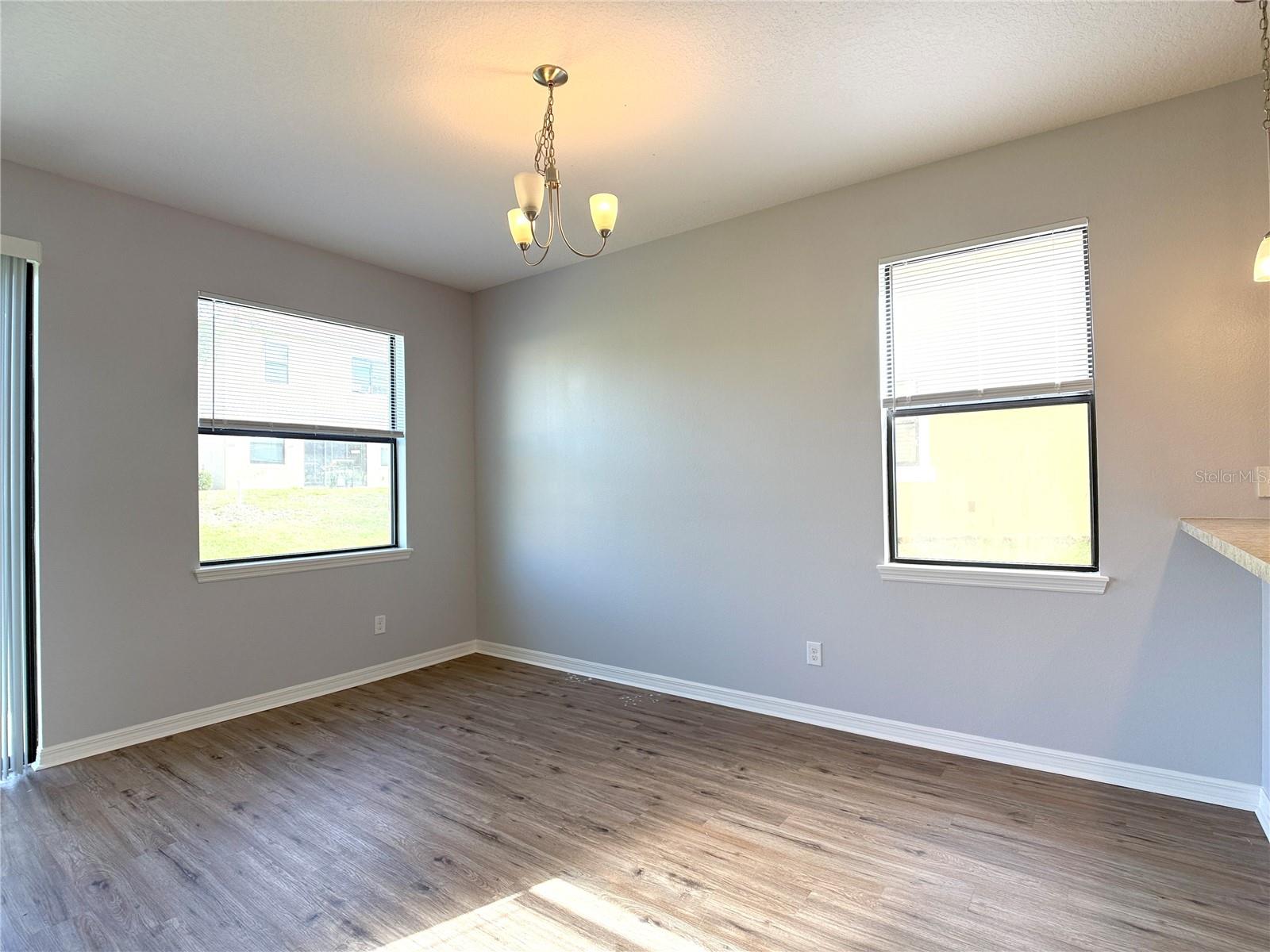 Image 9 of 48 For 1282 Clove Dr